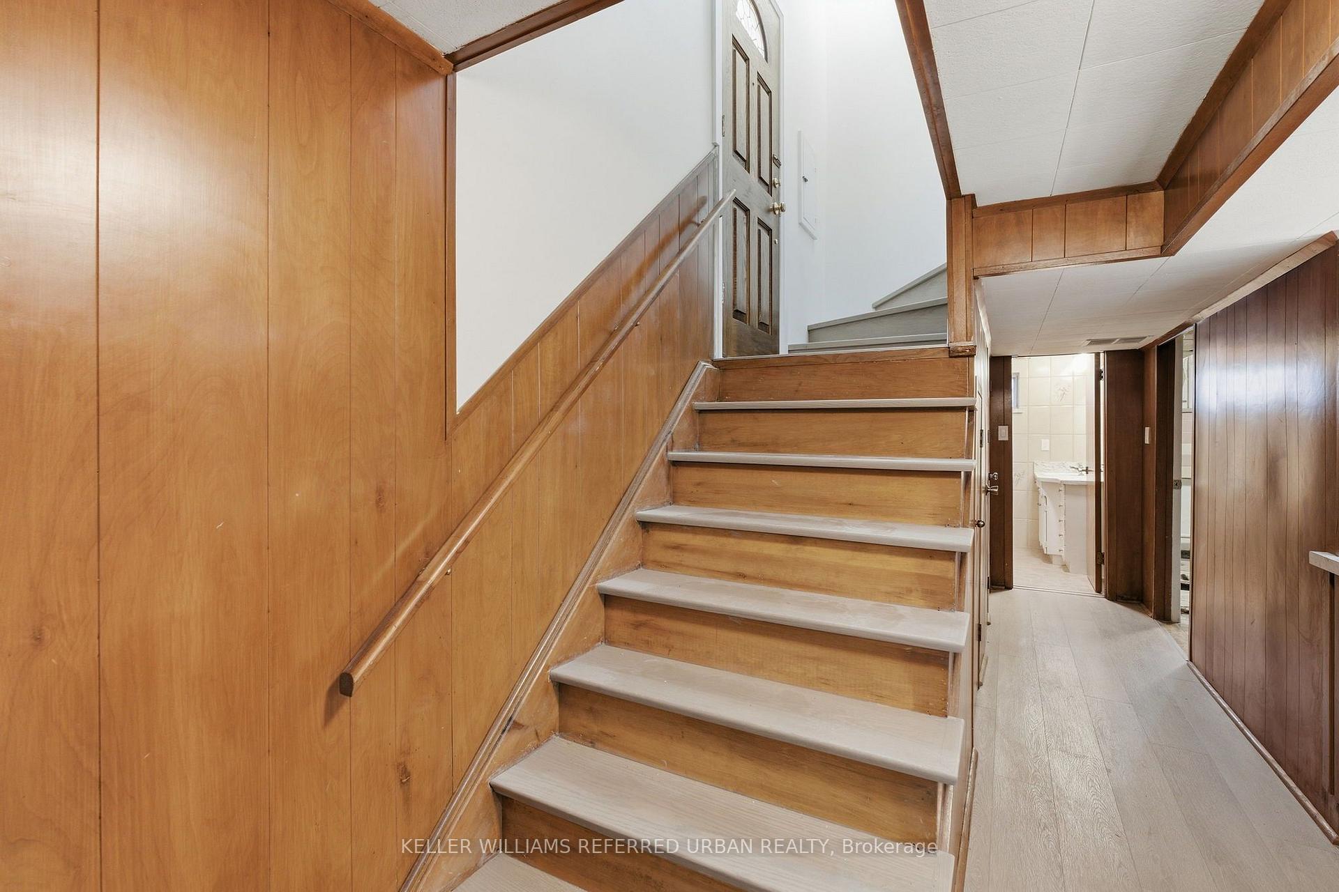 Photo 27 of 3 Duckworth Street, North York, Brookhaven-Amesbury — HOMEH