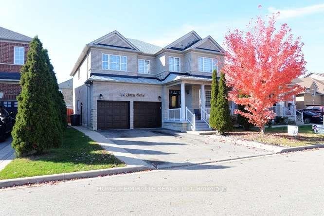 Photo 2 of 12 Plateau Drive, Brampton, Sandringham-Wellington — HOMEH
