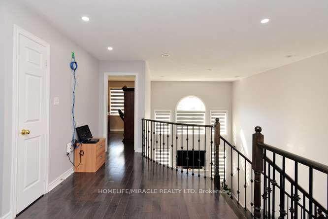 Photo 29 of 12 Plateau Drive, Brampton, Sandringham-Wellington — HOMEH