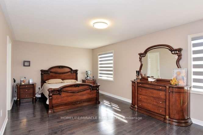 Photo 36 of 12 Plateau Drive, Brampton, Sandringham-Wellington — HOMEH