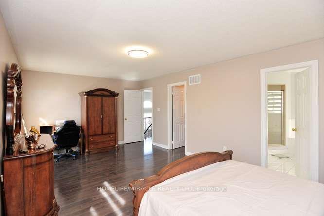 Photo 38 of 12 Plateau Drive, Brampton, Sandringham-Wellington — HOMEH