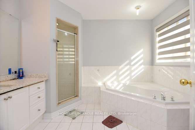 Photo 39 of 12 Plateau Drive, Brampton, Sandringham-Wellington — HOMEH