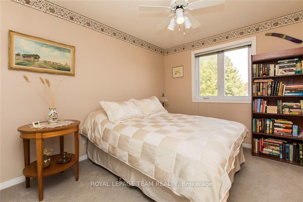 Photo 19 of 1495 Delia Crescent N, Ottawa, Fallingbrook/Ridgemount — HOMEH