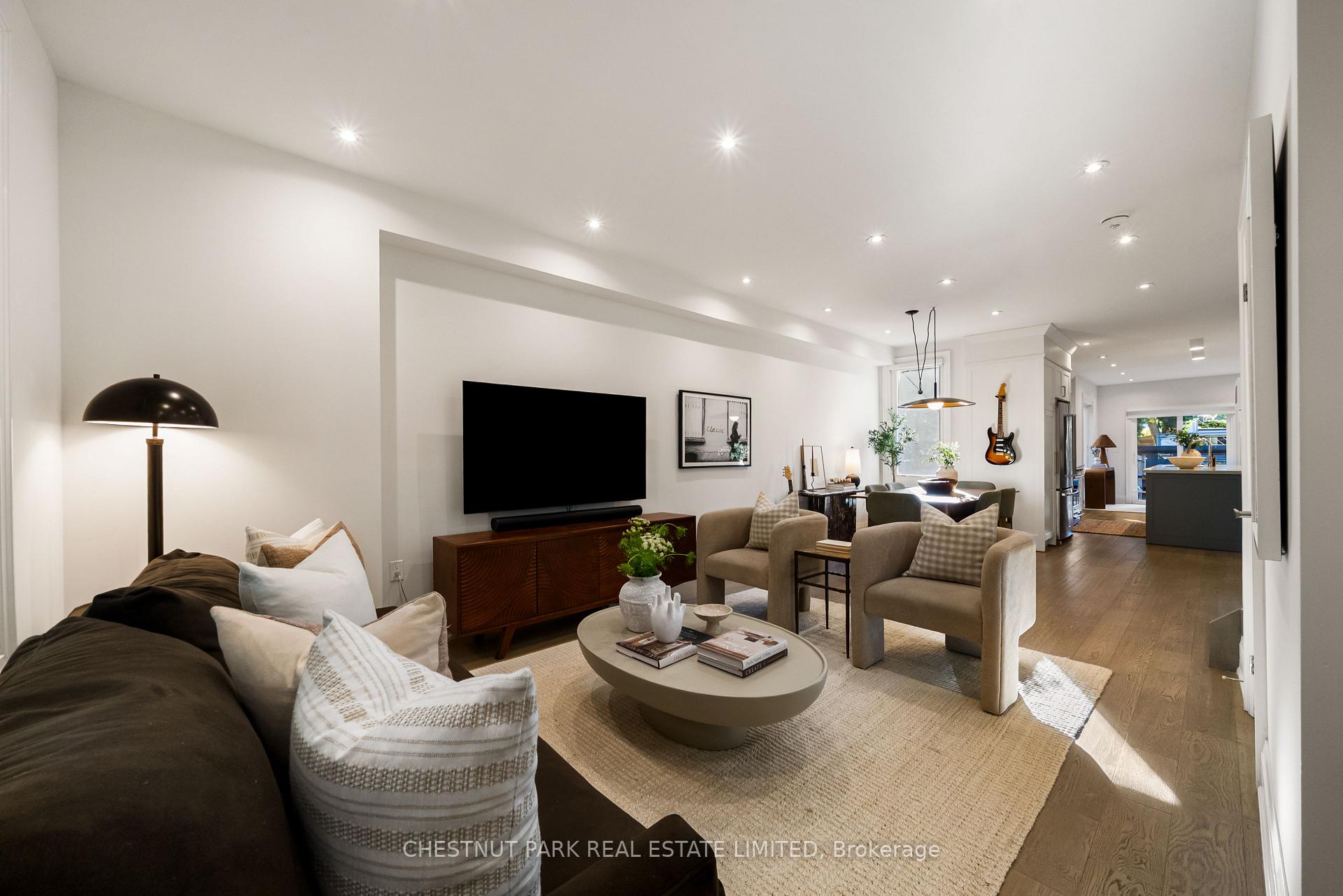 Photo 3 of 40 Morse Street, Toronto, South Riverdale — HOMEH