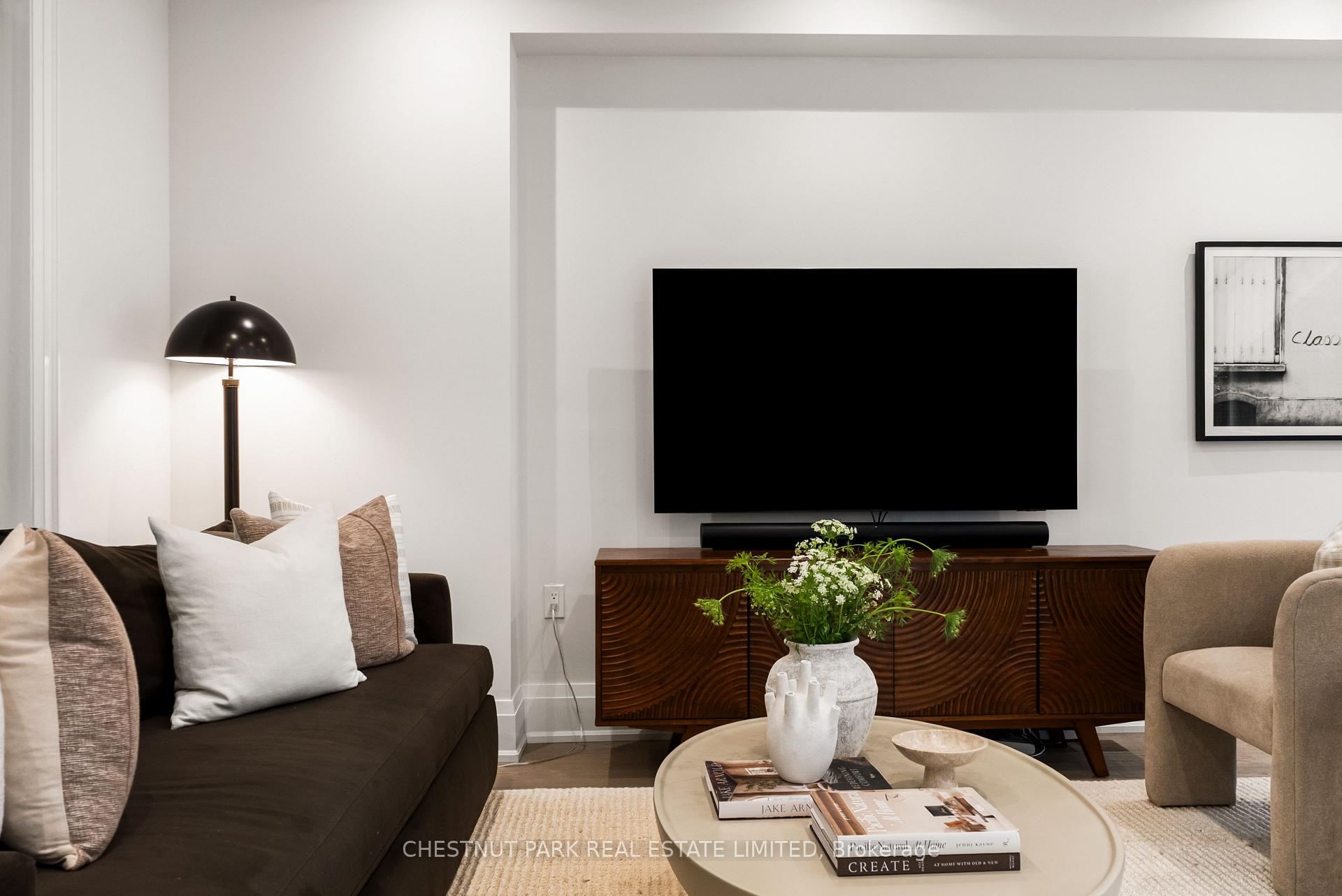 Photo 4 of 40 Morse Street, Toronto, South Riverdale — HOMEH