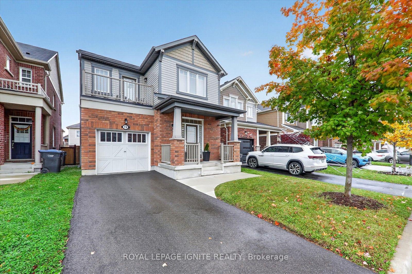 Photo 3 of 19 Leadenhall Road, Brampton, Northwest Brampton — HOMEH
