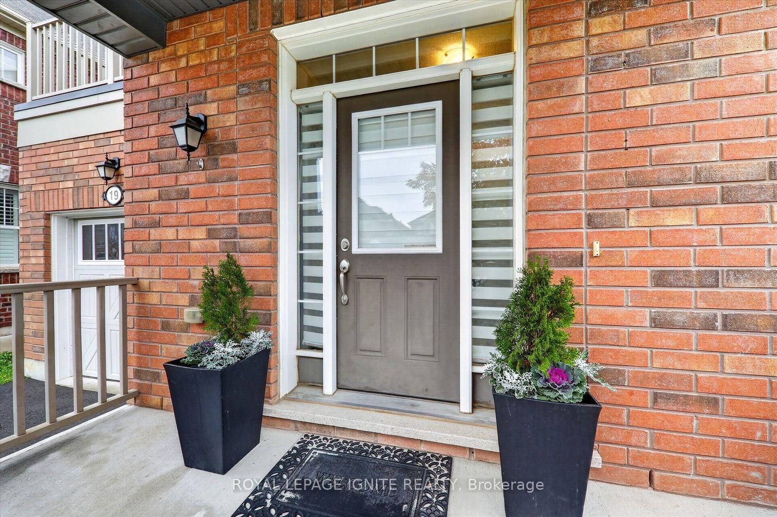 Photo 5 of 19 Leadenhall Road, Brampton, Northwest Brampton — HOMEH