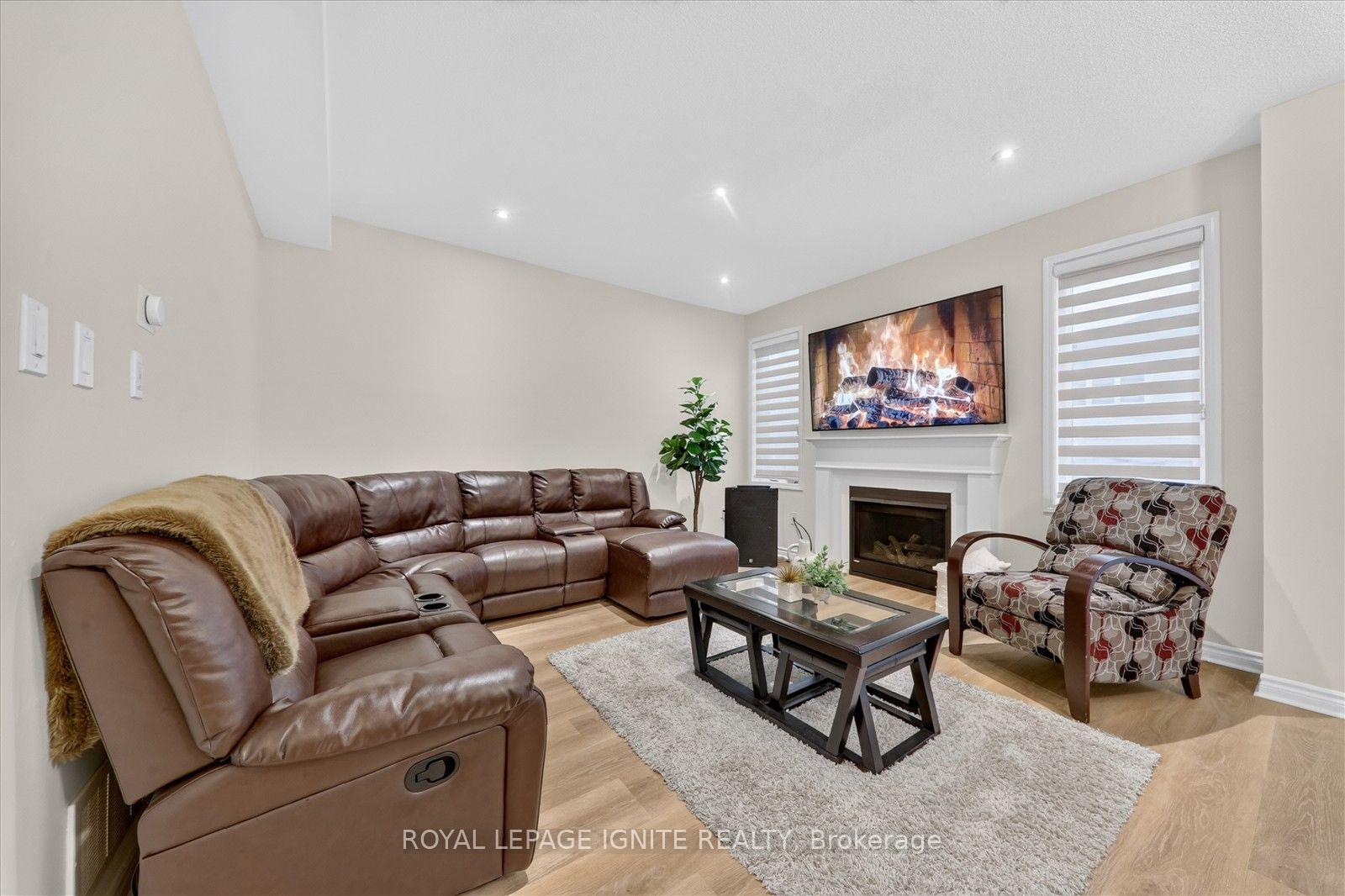 Photo 14 of 19 Leadenhall Road, Brampton, Northwest Brampton — HOMEH