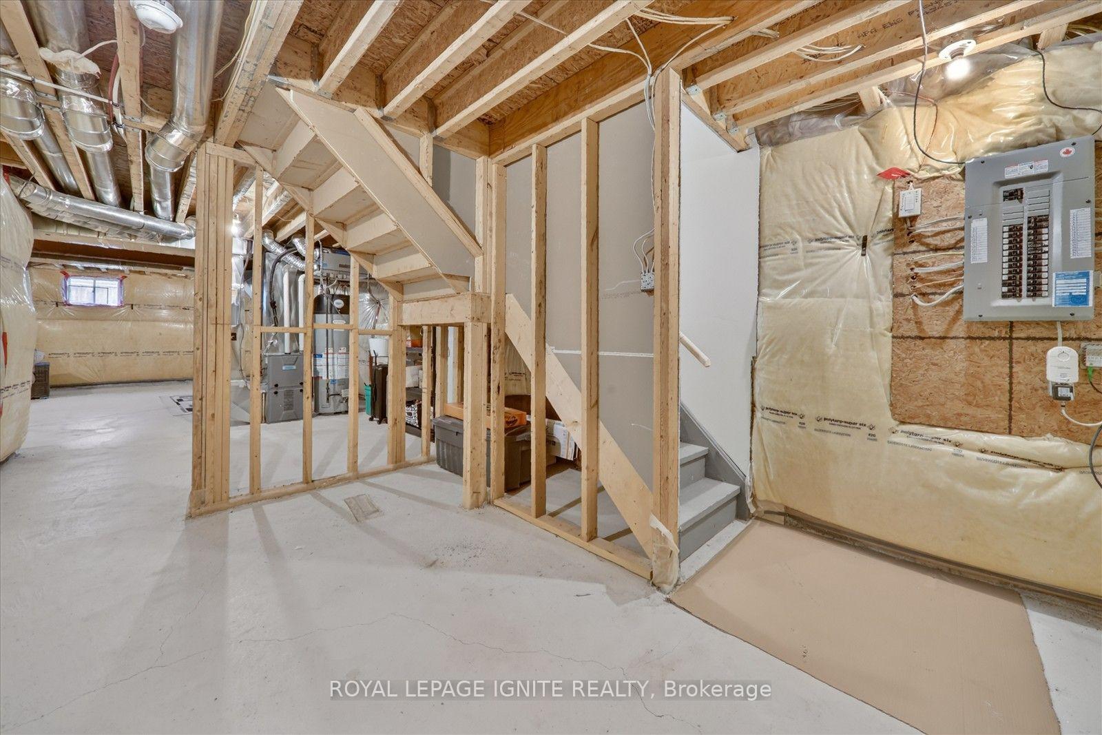 Photo 35 of 19 Leadenhall Road, Brampton, Northwest Brampton — HOMEH