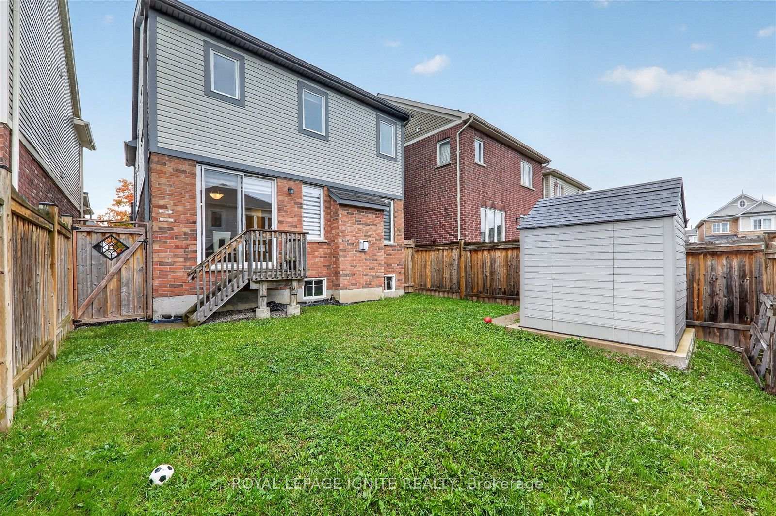 Photo 40 of 19 Leadenhall Road, Brampton, Northwest Brampton — HOMEH
