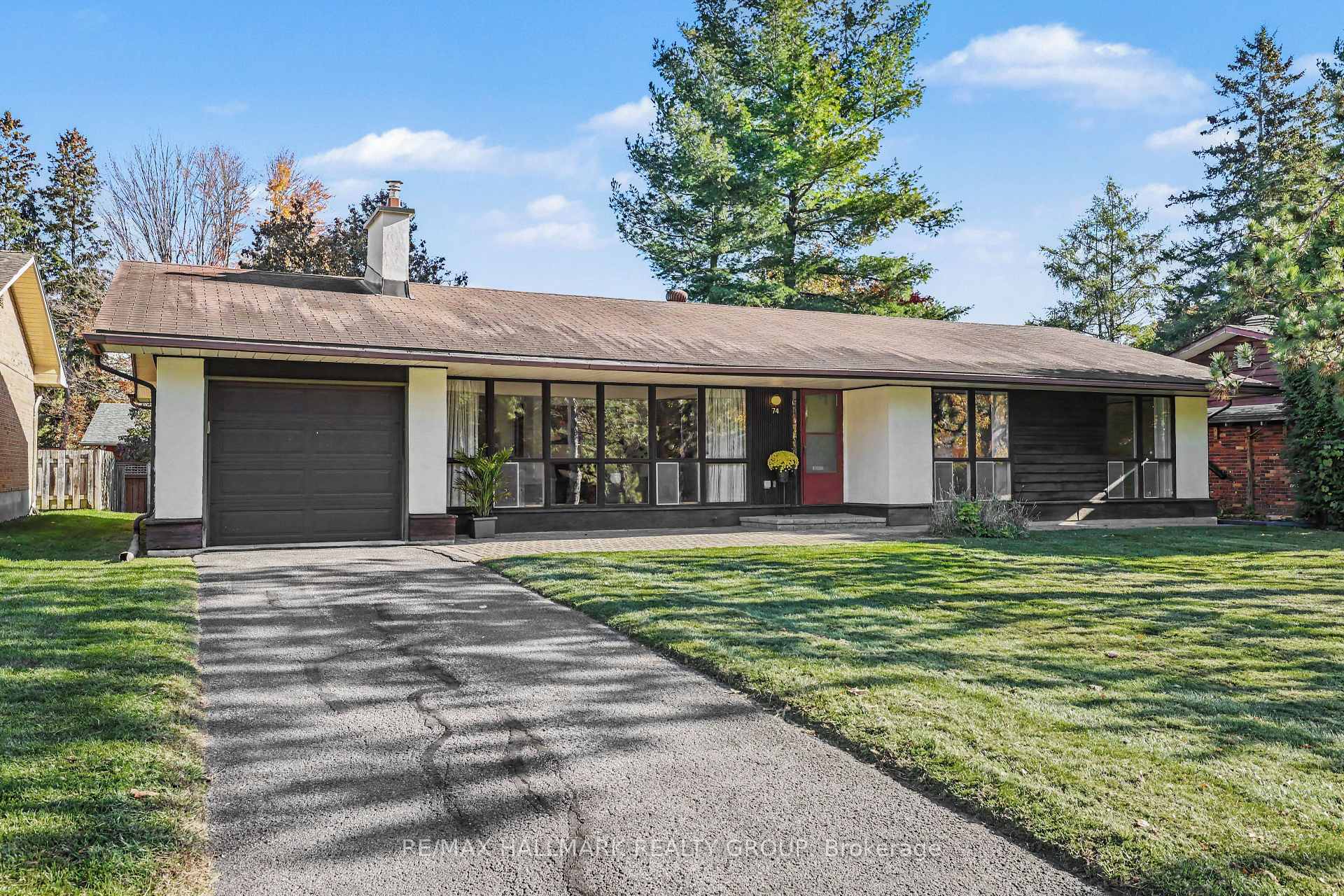 Photo 2 of 74 Varley Drive, Ottawa, Kanata - Beaverbrook — HOMEH