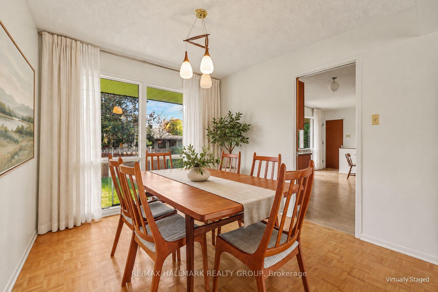 Photo 10 of 74 Varley Drive, Ottawa, Kanata - Beaverbrook — HOMEH