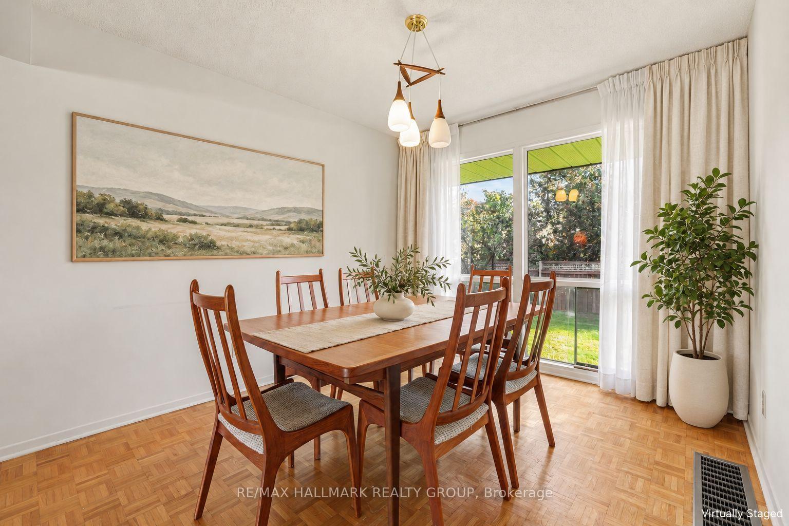 Photo 11 of 74 Varley Drive, Ottawa, Kanata - Beaverbrook — HOMEH