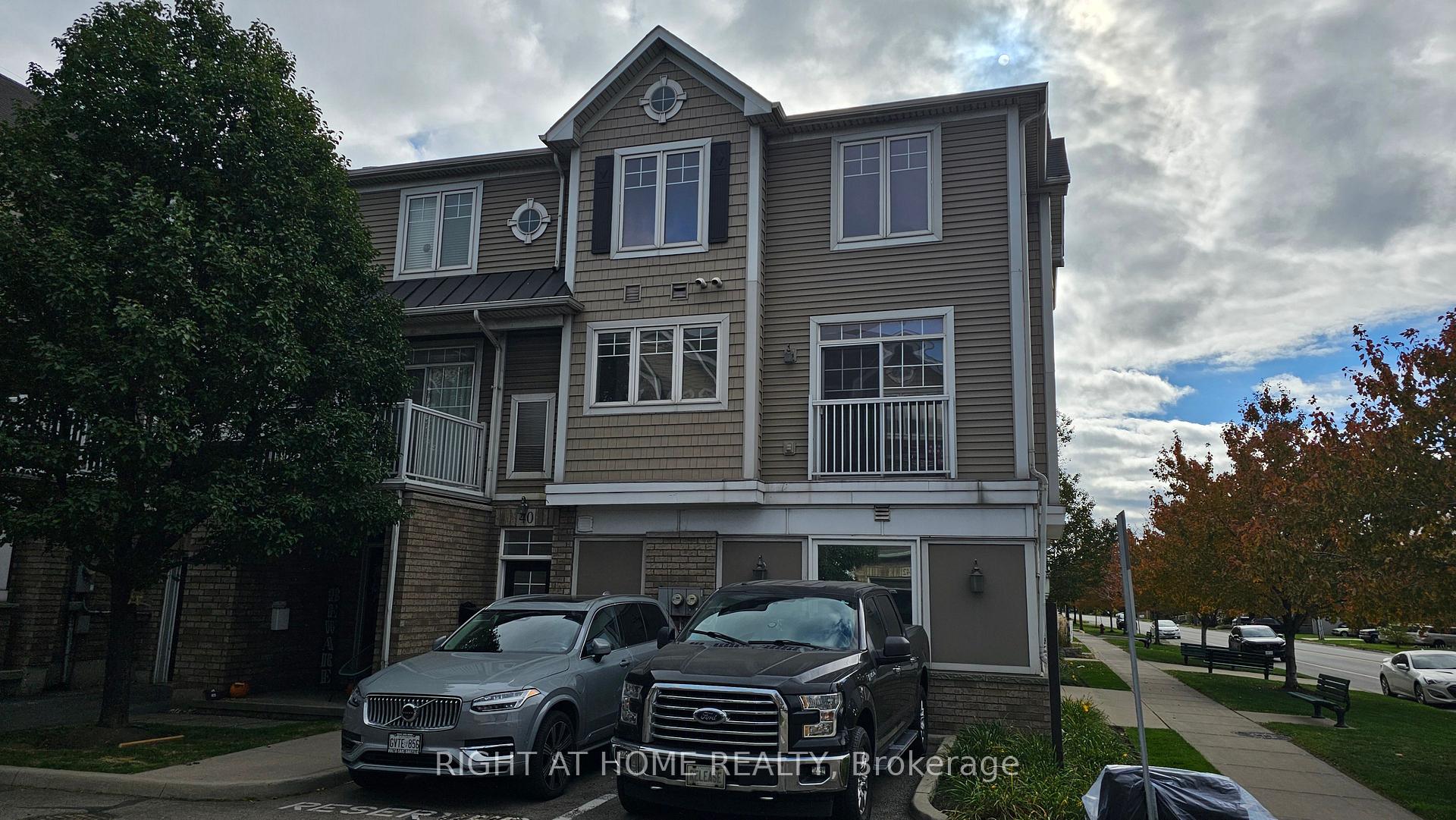 Photo 2 of Unit 40, 337 Beach Boulevard, Hamilton, Hamilton Beach — HOMEH