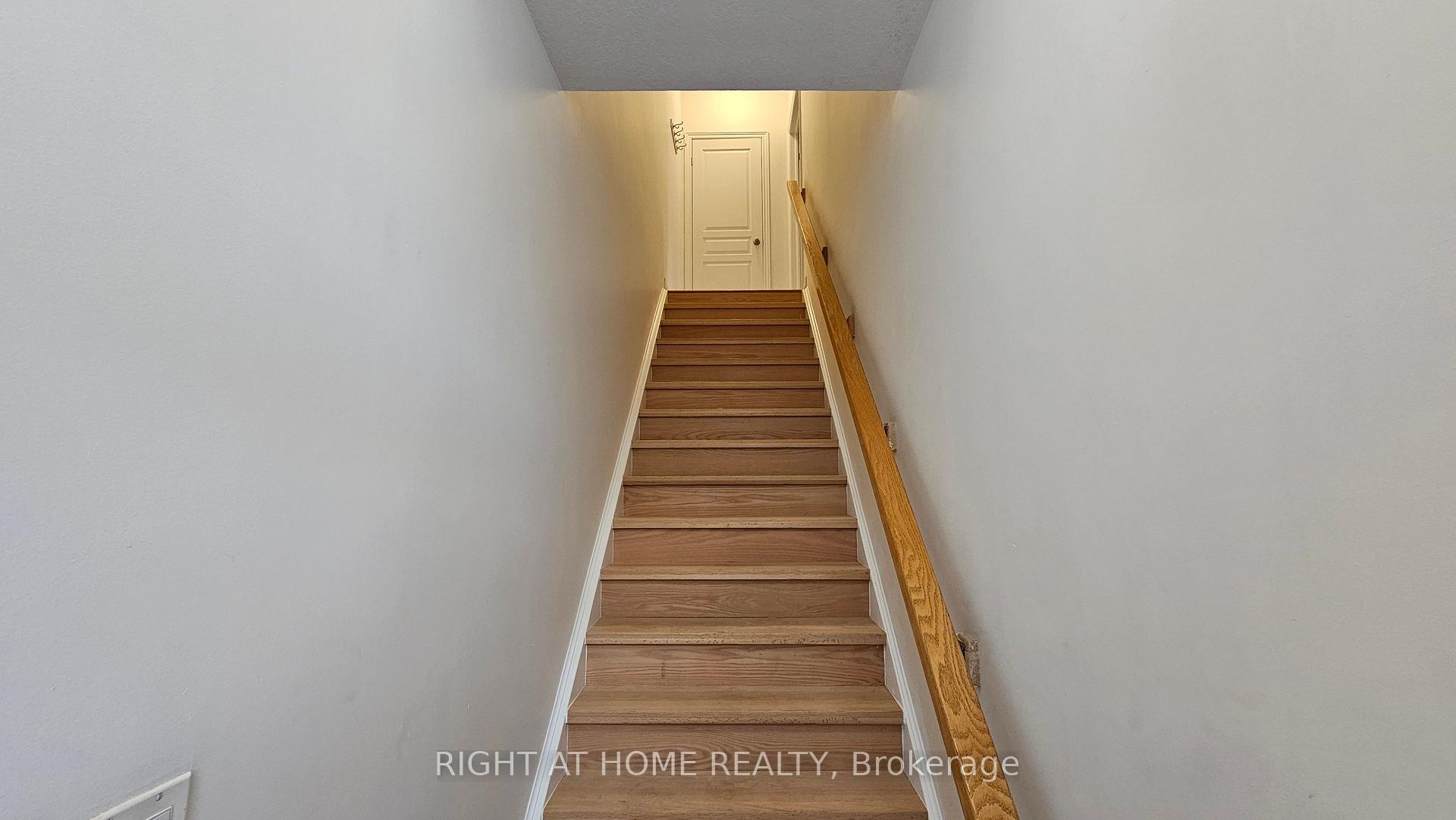 Photo 6 of Unit 40, 337 Beach Boulevard, Hamilton, Hamilton Beach — HOMEH