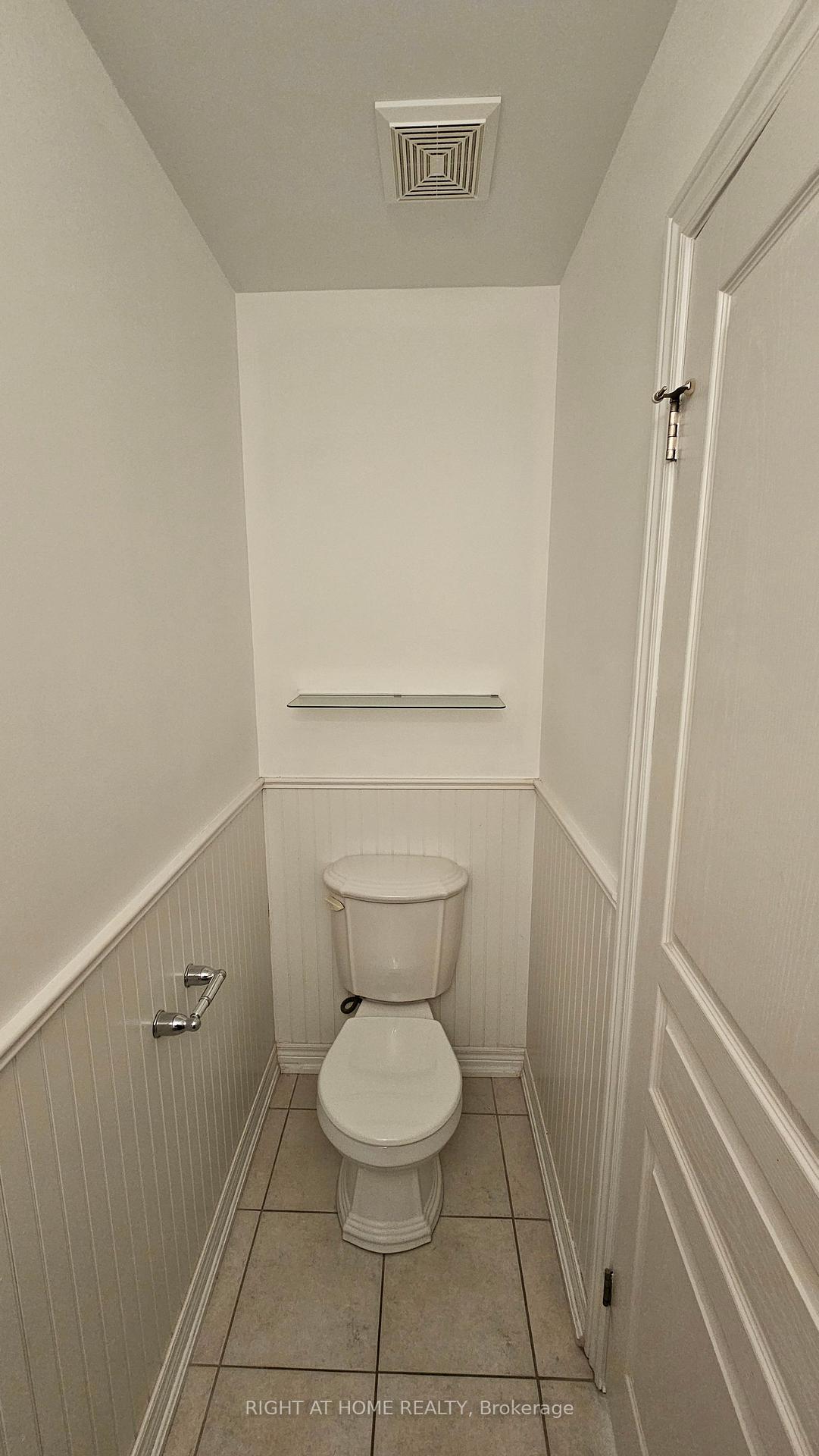 Photo 16 of Unit 40, 337 Beach Boulevard, Hamilton, Hamilton Beach — HOMEH