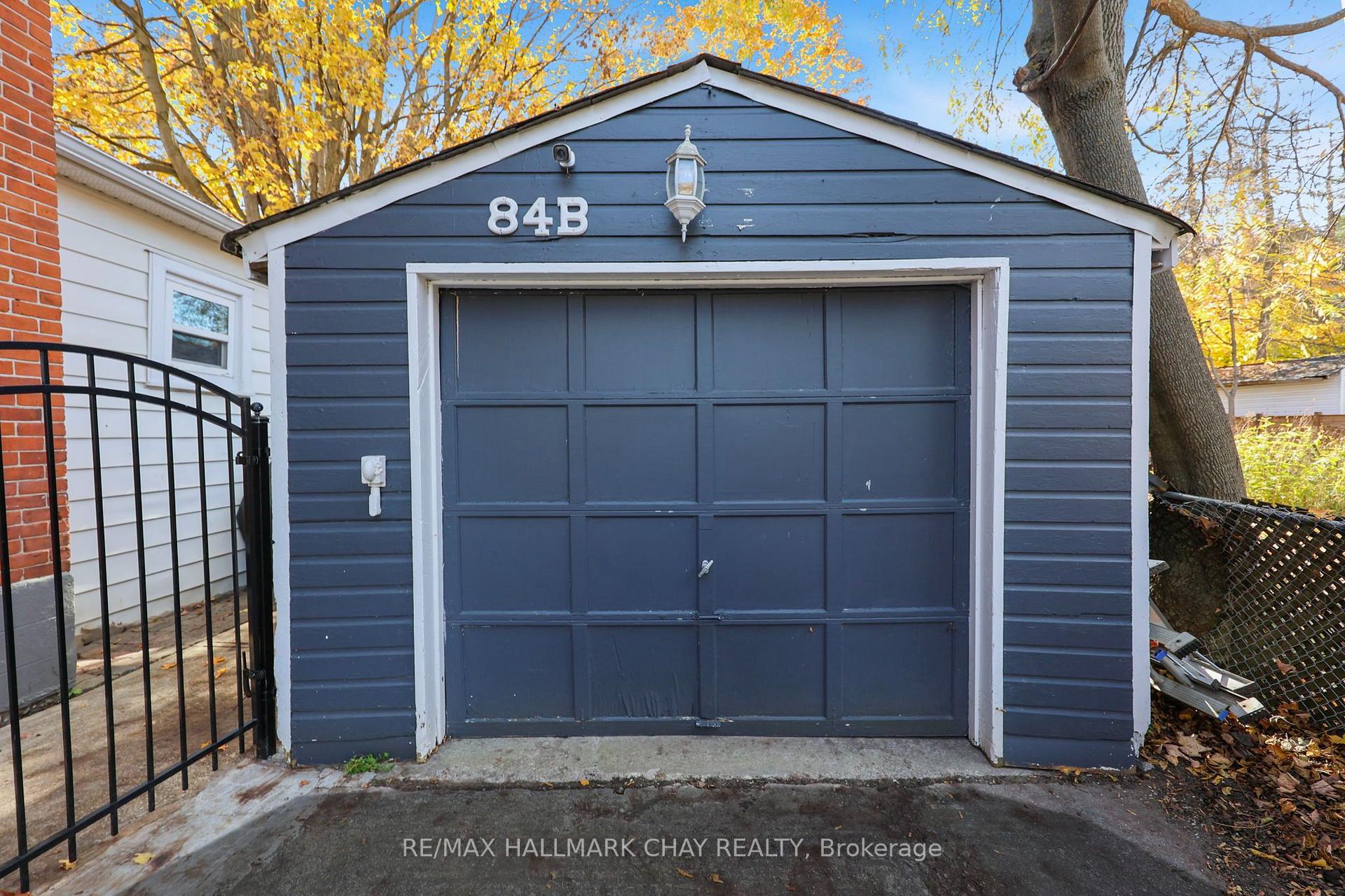 Photo 3 of 84 Burton Avenue, Barrie, Allandale — HOMEH