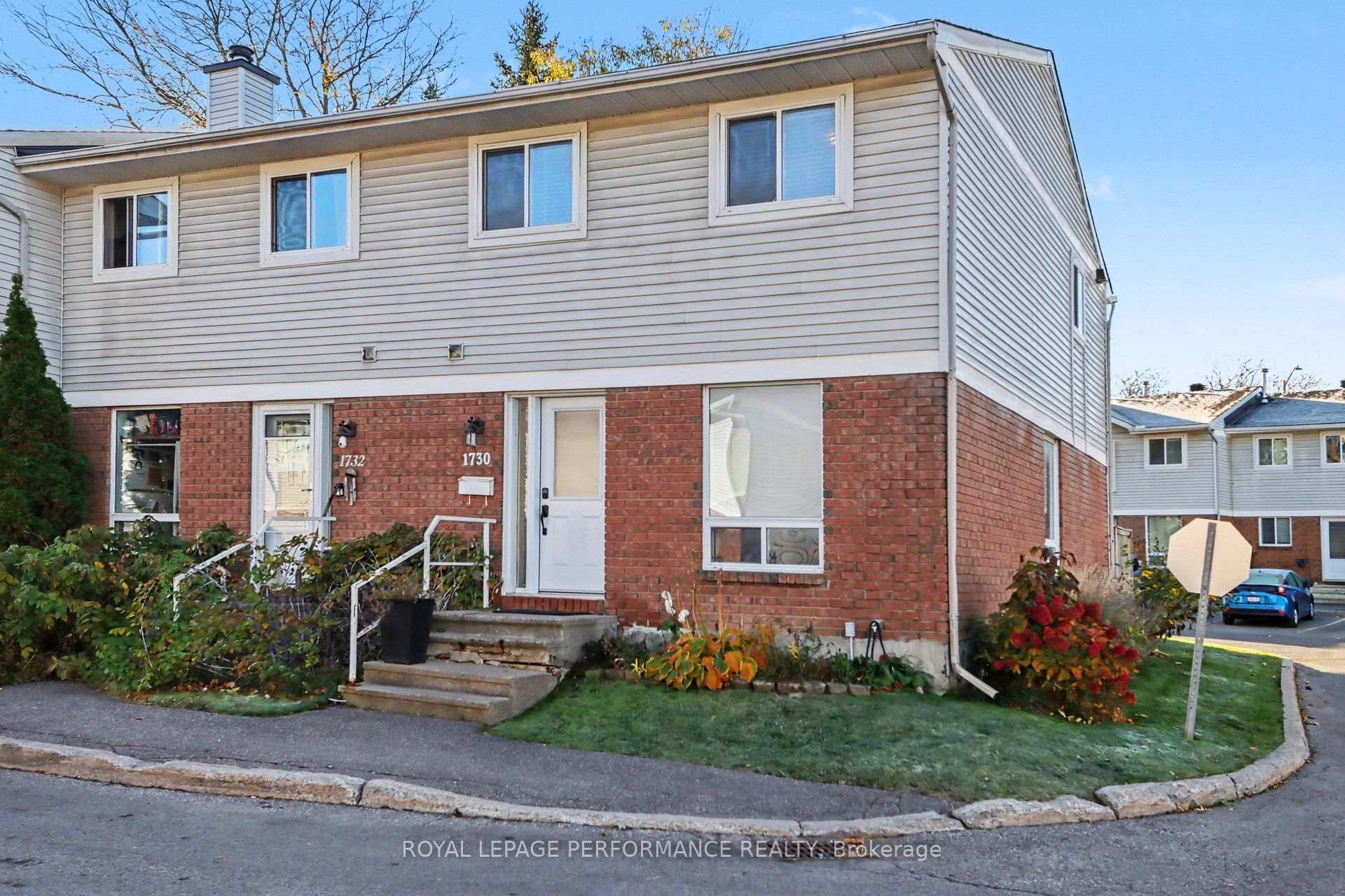 Photo 2 of Unit 23, 1730 Winter Rose Lane, Ottawa, Orleans/Sunridge — HOMEH