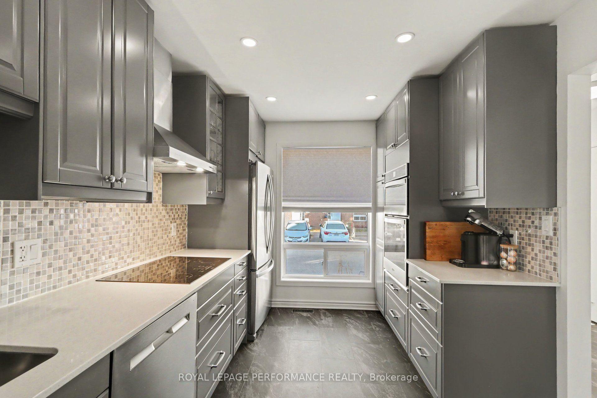 Photo 8 of Unit 23, 1730 Winter Rose Lane, Ottawa, Orleans/Sunridge — HOMEH