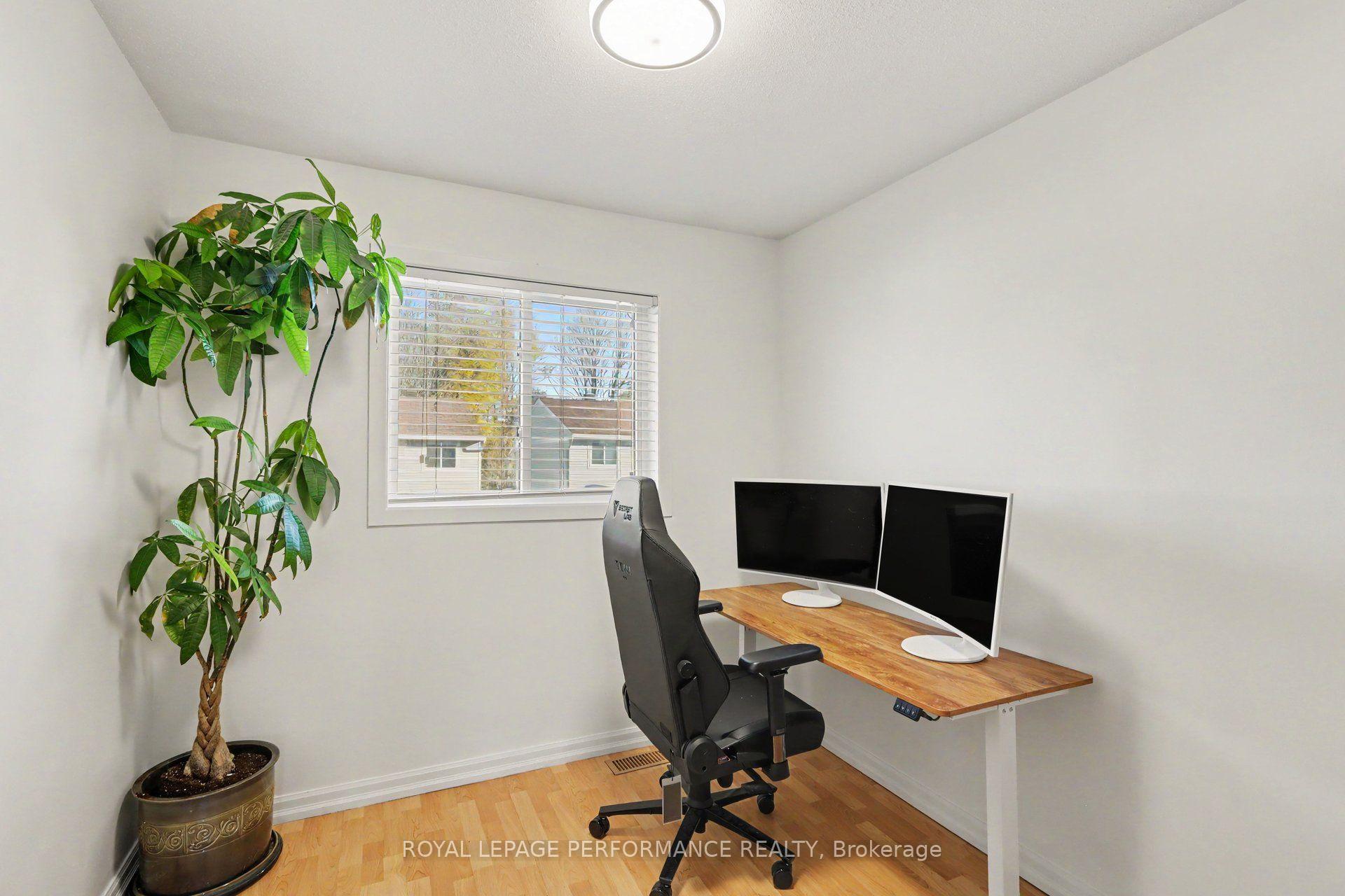 Photo 23 of Unit 23, 1730 Winter Rose Lane, Ottawa, Orleans/Sunridge — HOMEH