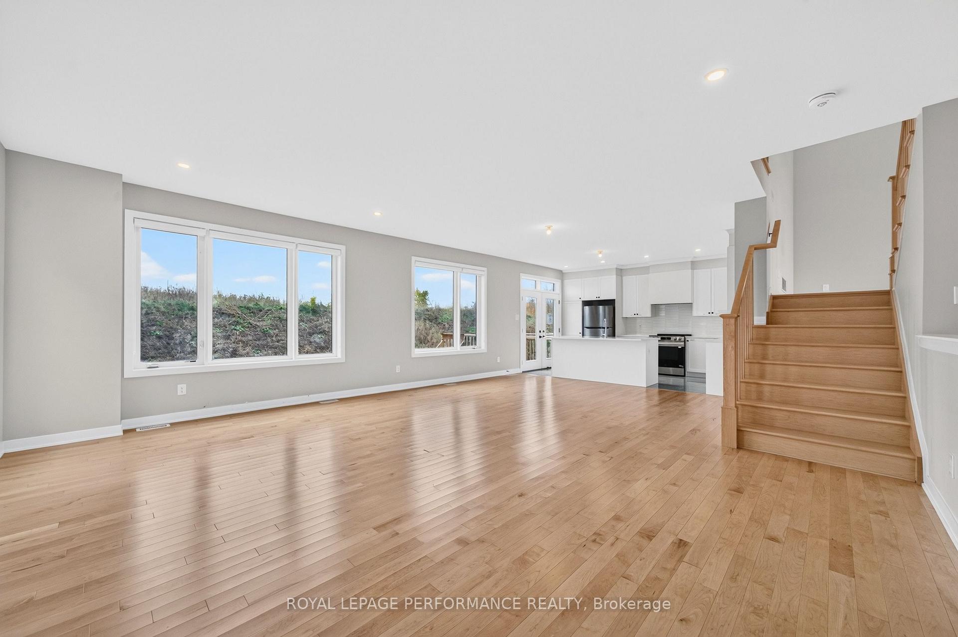 Photo 5 of 732 Eminence Street, Ottawa, Barrhaven - Half Moon Bay — HOMEH