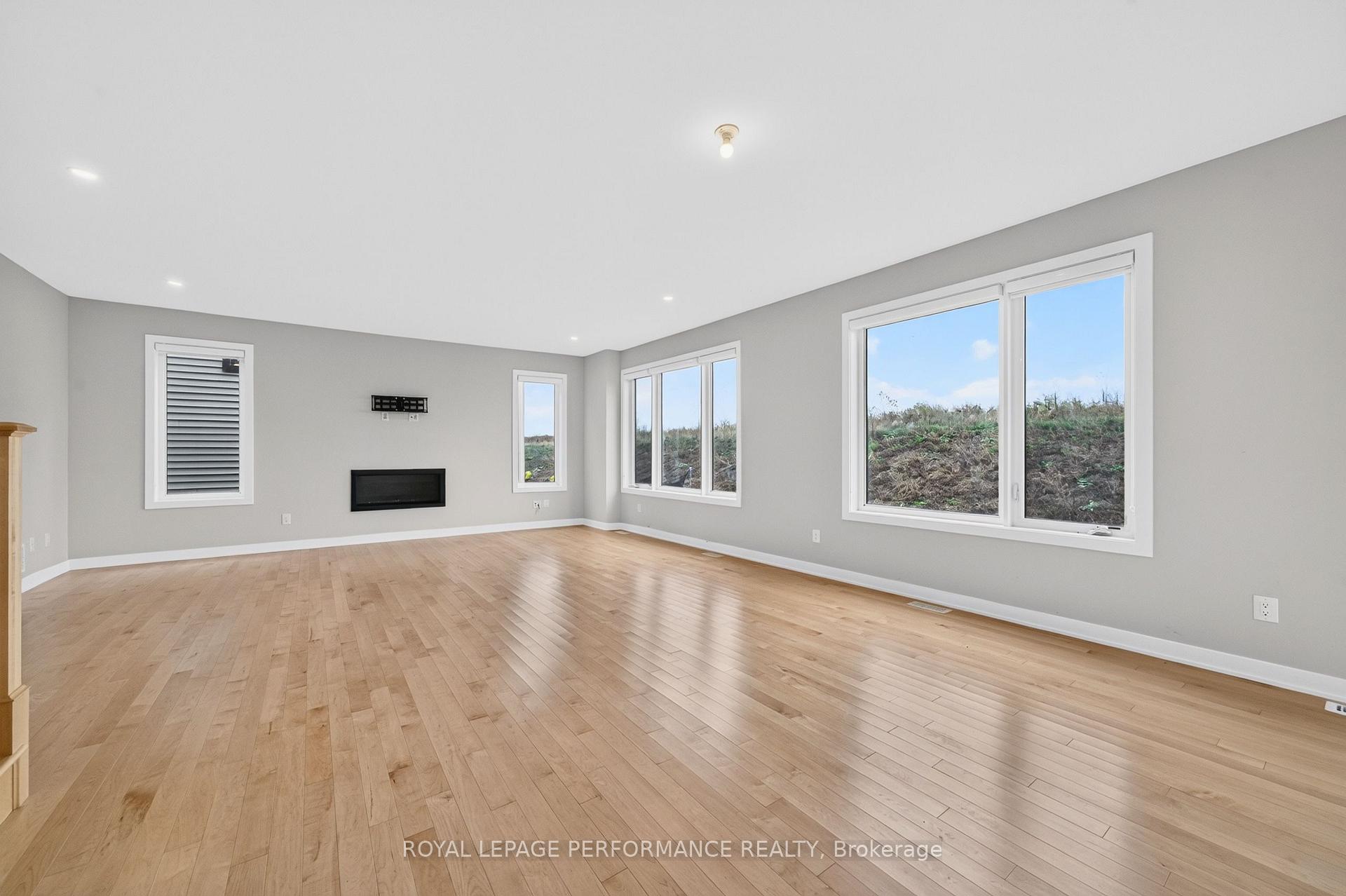 Photo 6 of 732 Eminence Street, Ottawa, Barrhaven - Half Moon Bay — HOMEH