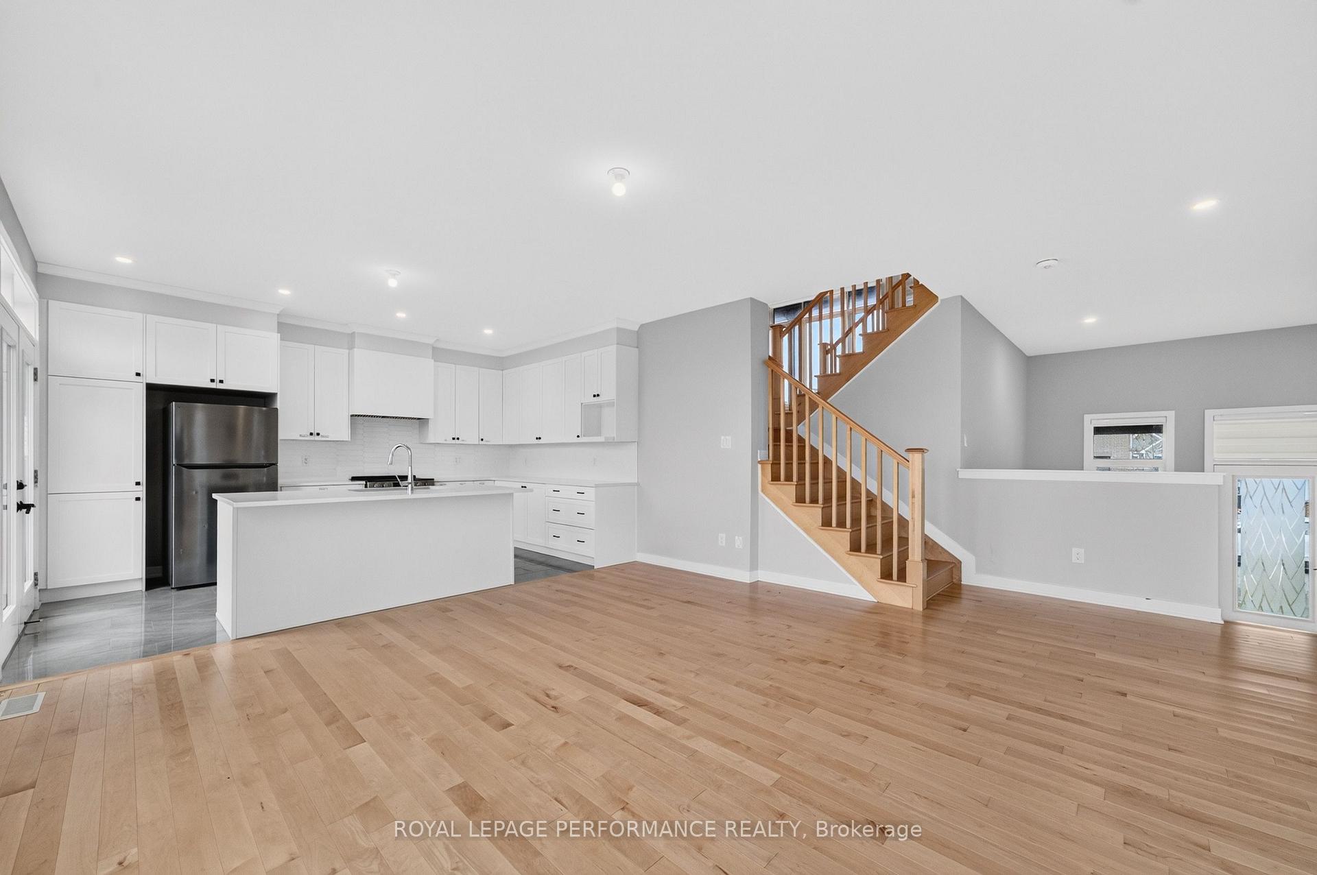 Photo 9 of 732 Eminence Street, Ottawa, Barrhaven - Half Moon Bay — HOMEH