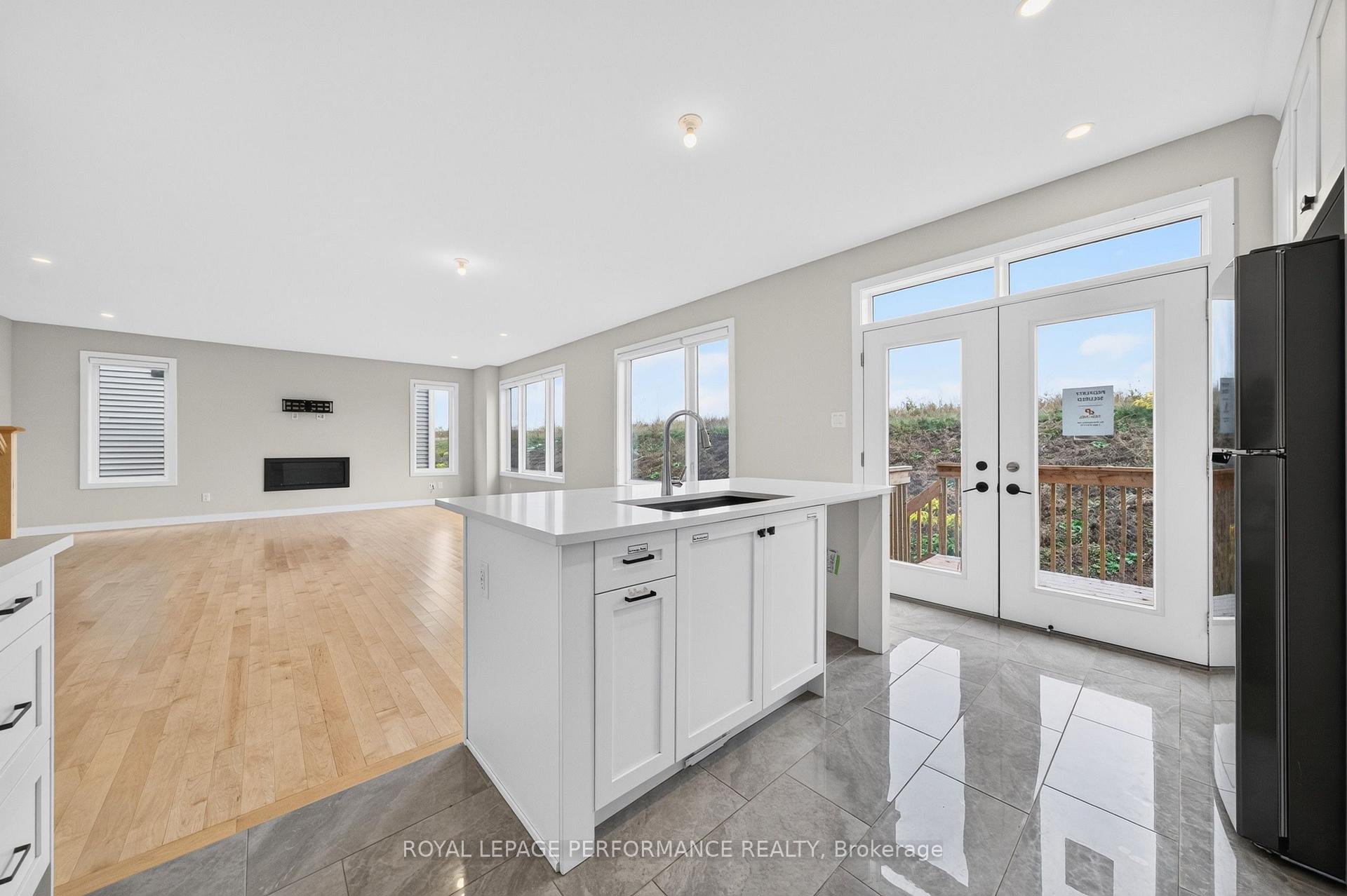 Photo 11 of 732 Eminence Street, Ottawa, Barrhaven - Half Moon Bay — HOMEH
