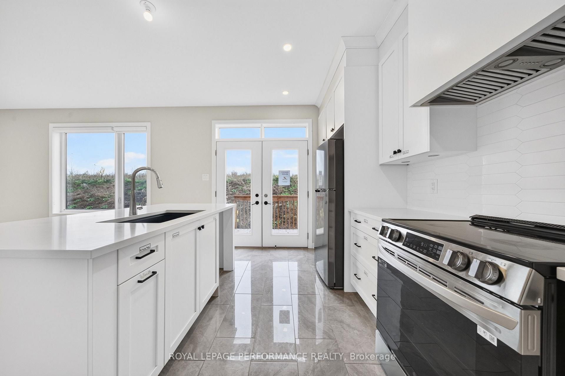 Photo 14 of 732 Eminence Street, Ottawa, Barrhaven - Half Moon Bay — HOMEH