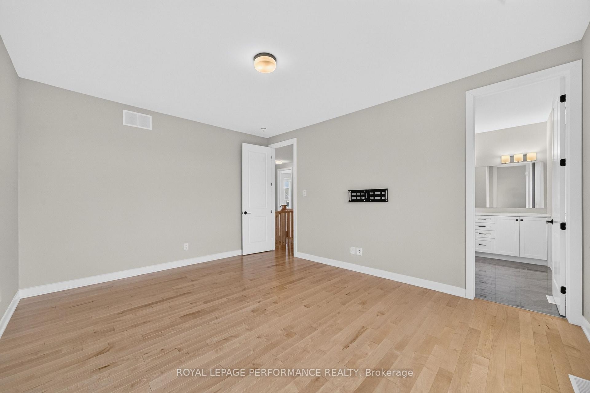 Photo 31 of 732 Eminence Street, Ottawa, Barrhaven - Half Moon Bay — HOMEH