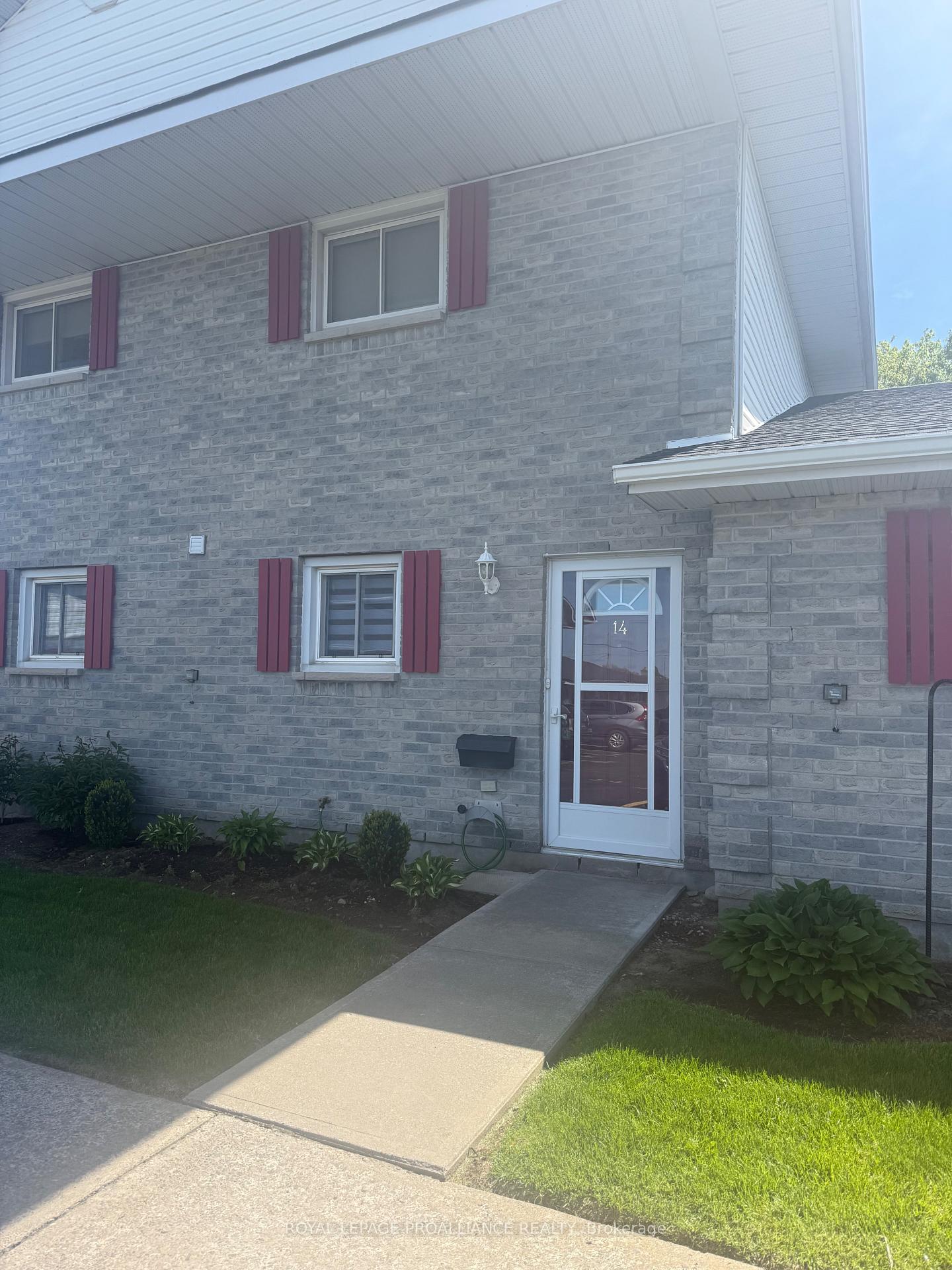 Photo 1 of Unit Unit 14, 73 Lywood Street, Belleville, Belleville Ward — HOMEH
