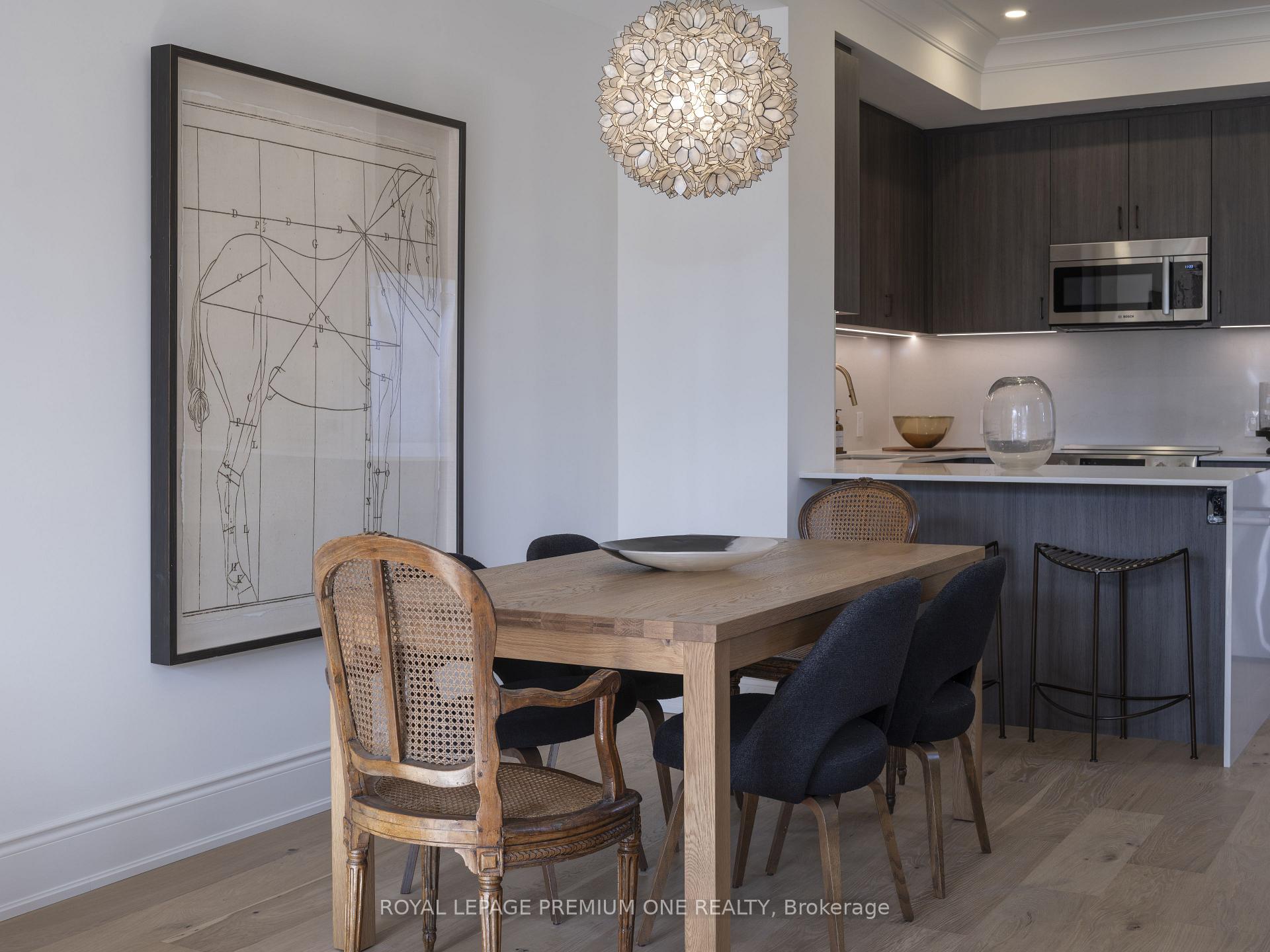 Photo 8 of Unit #39, 30 Commerce Trail, Toronto, Rockcliffe-Smythe — HOMEH