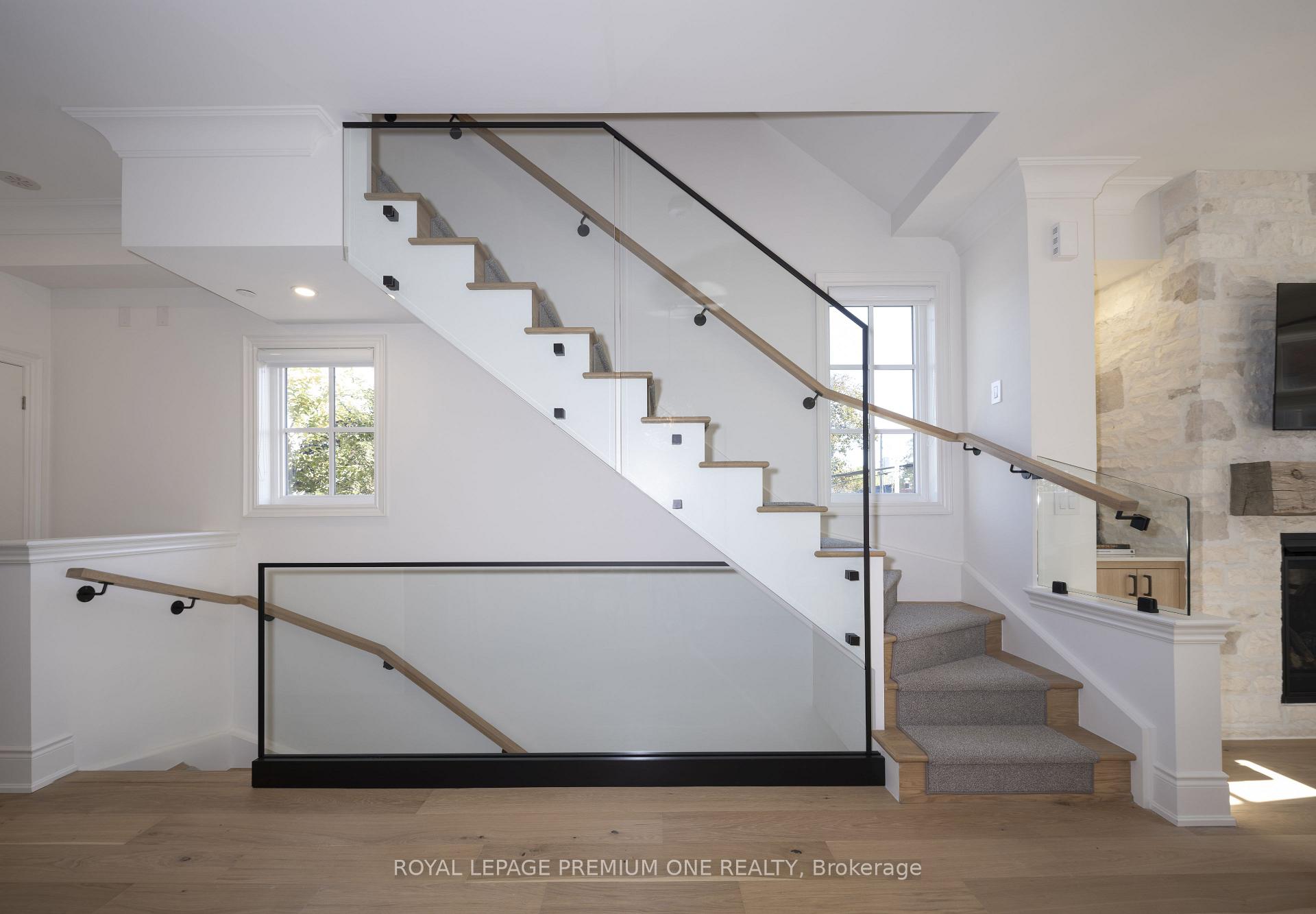 Photo 9 of Unit #39, 30 Commerce Trail, Toronto, Rockcliffe-Smythe — HOMEH