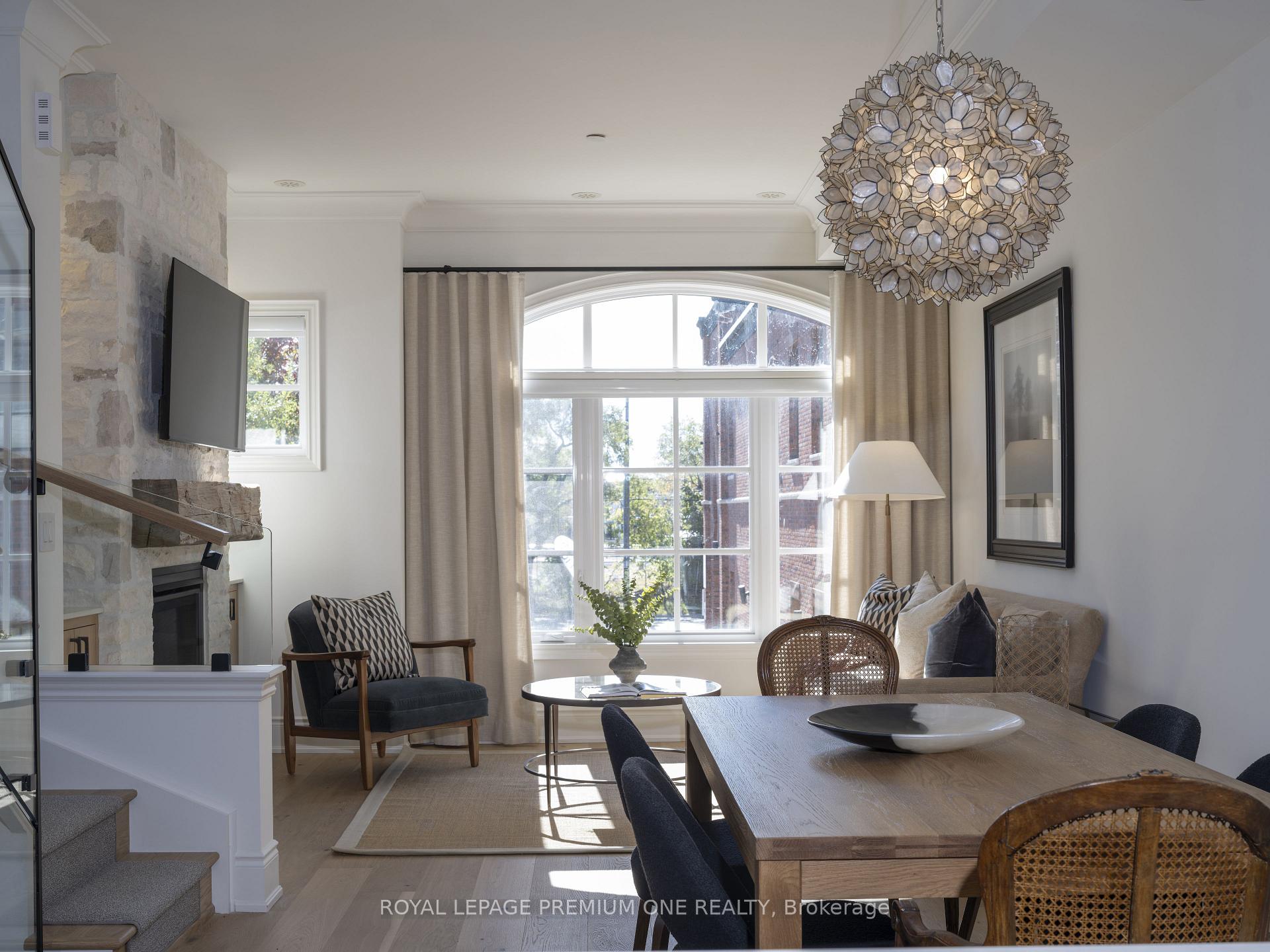Photo 10 of Unit #39, 30 Commerce Trail, Toronto, Rockcliffe-Smythe — HOMEH