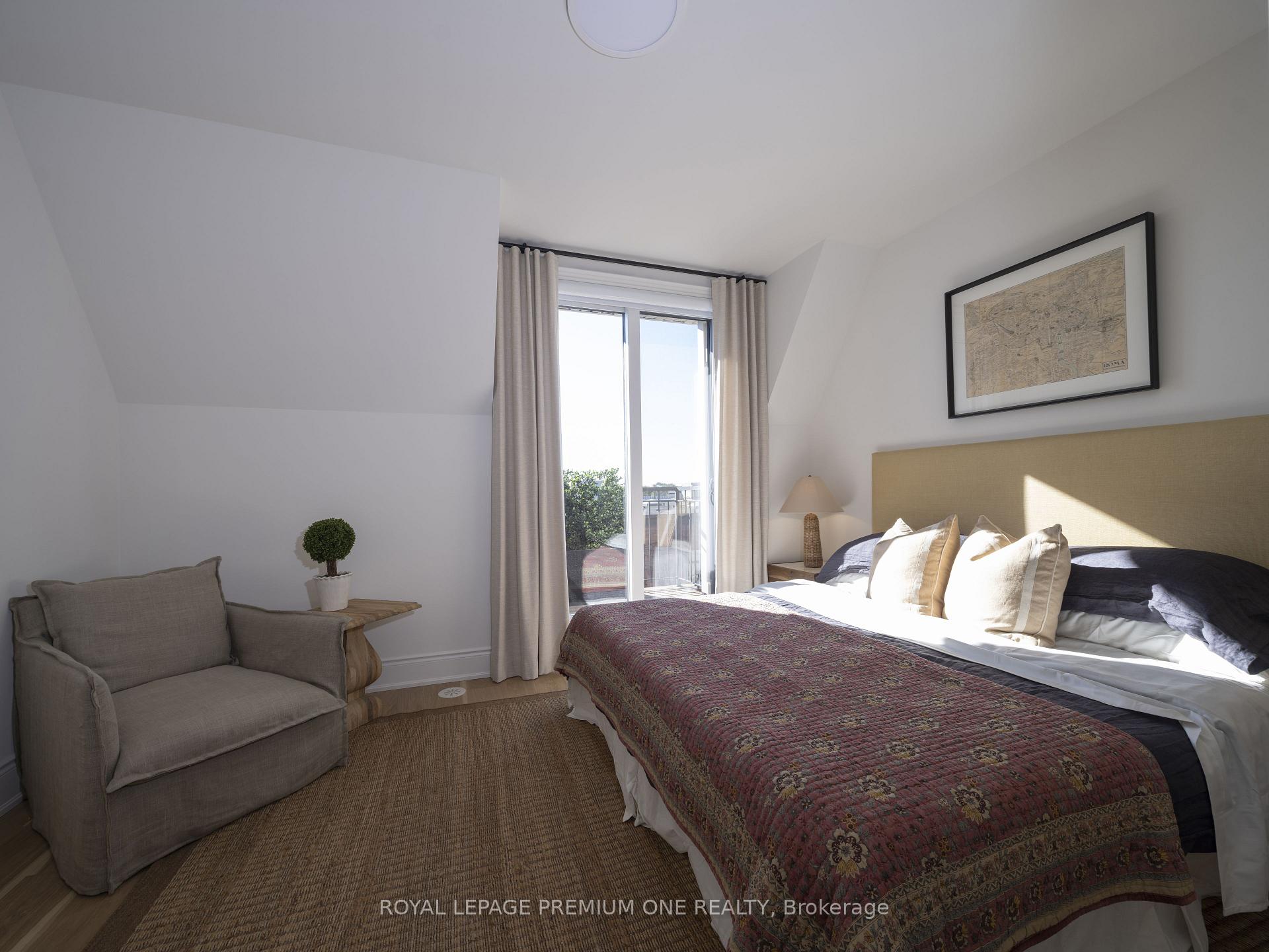 Photo 21 of Unit #39, 30 Commerce Trail, Toronto, Rockcliffe-Smythe — HOMEH
