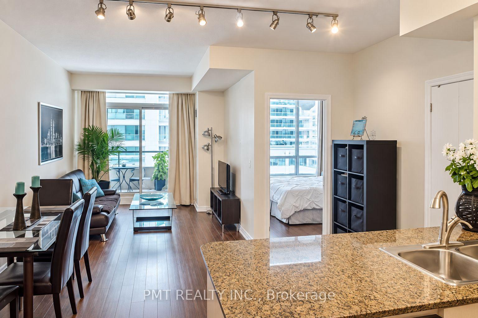 Photo of Unit 408, 12 Yonge Street