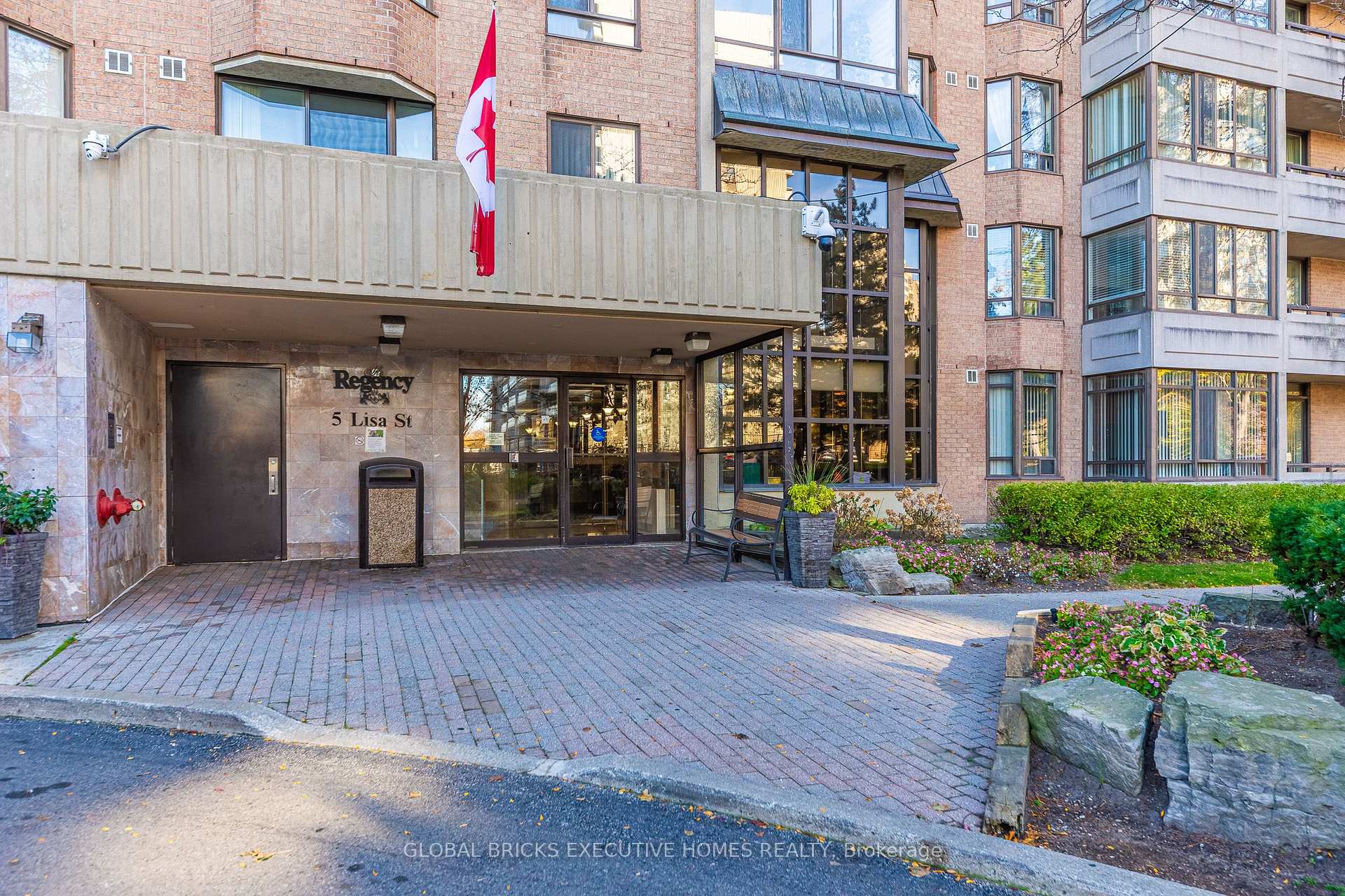 Photo 3 of Unit 1404, 5 Lisa Street, Brampton, Queen Street Corridor — HOMEH