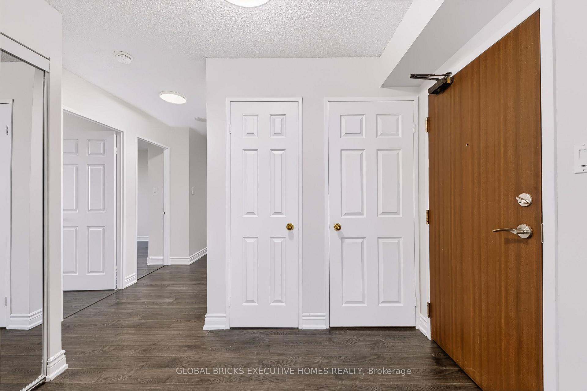 Photo 5 of Unit 1404, 5 Lisa Street, Brampton, Queen Street Corridor — HOMEH