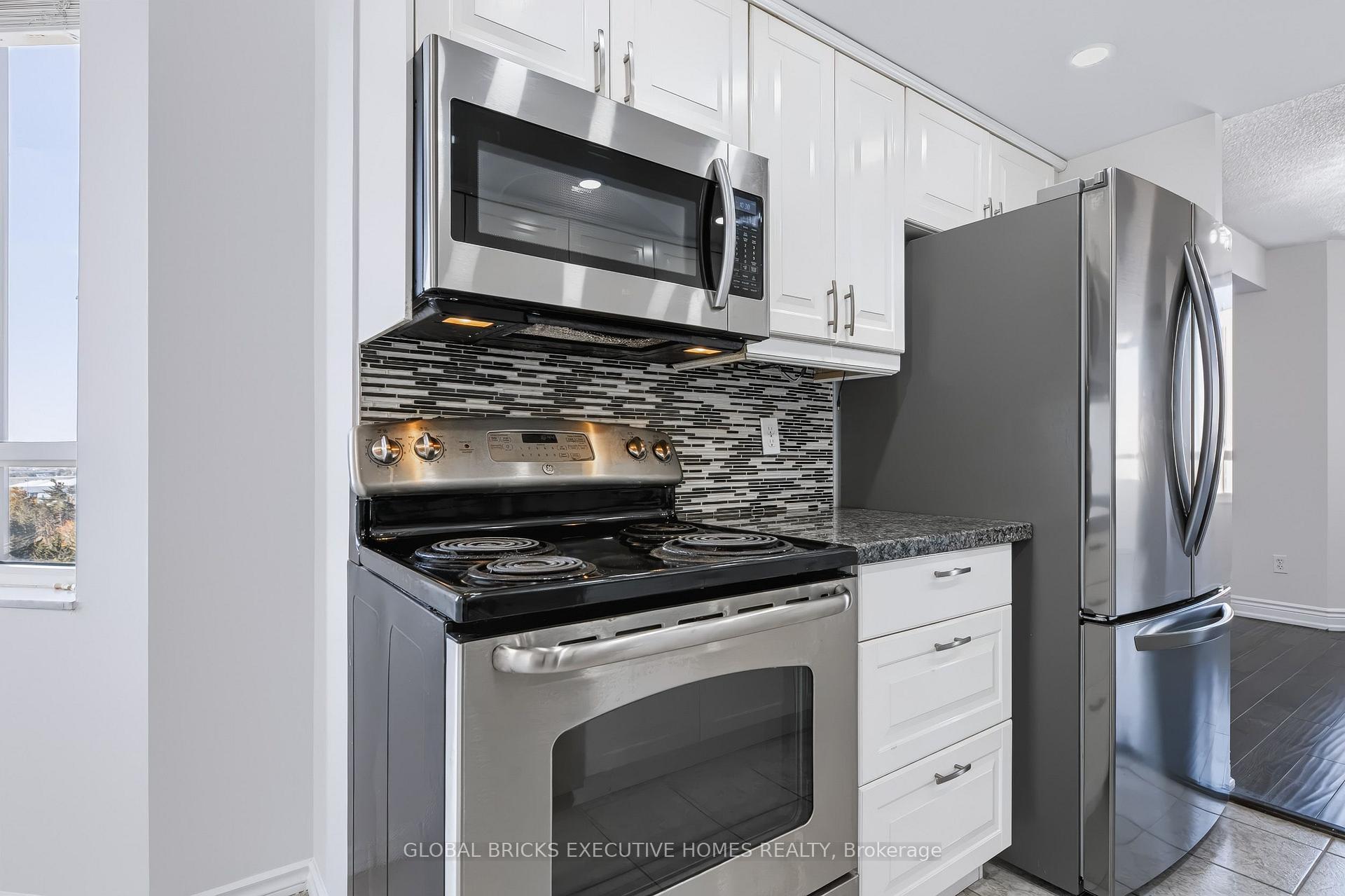 Photo 6 of Unit 1404, 5 Lisa Street, Brampton, Queen Street Corridor — HOMEH