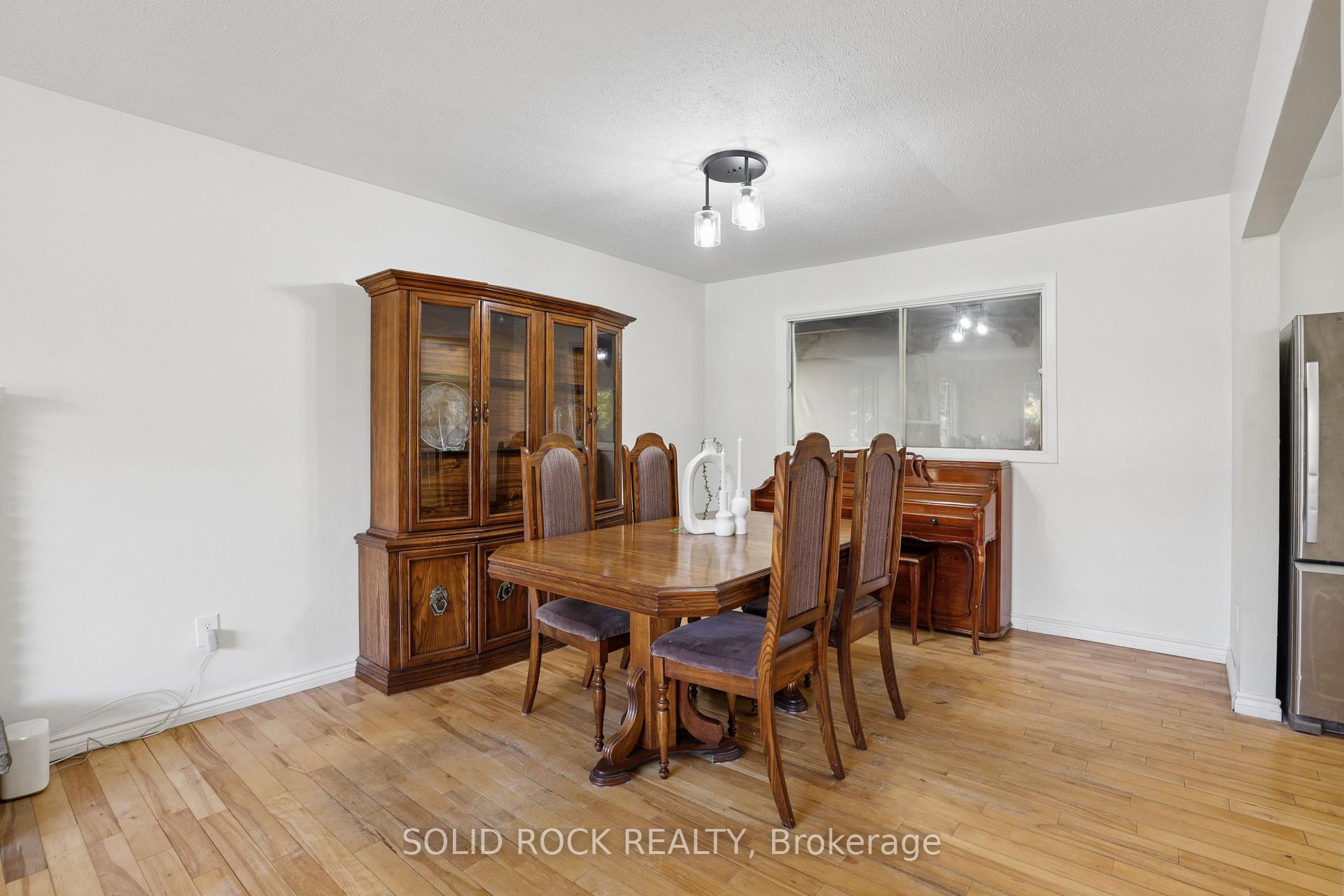 Photo 12 of 103 Rostad Avenue, Ottawa, Fitzroy Ward (South East) — HOMEH