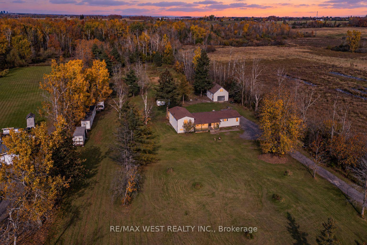 Photo 44 of 2636 9th Line, Innisfil, Rural Innisfil — HOMEH