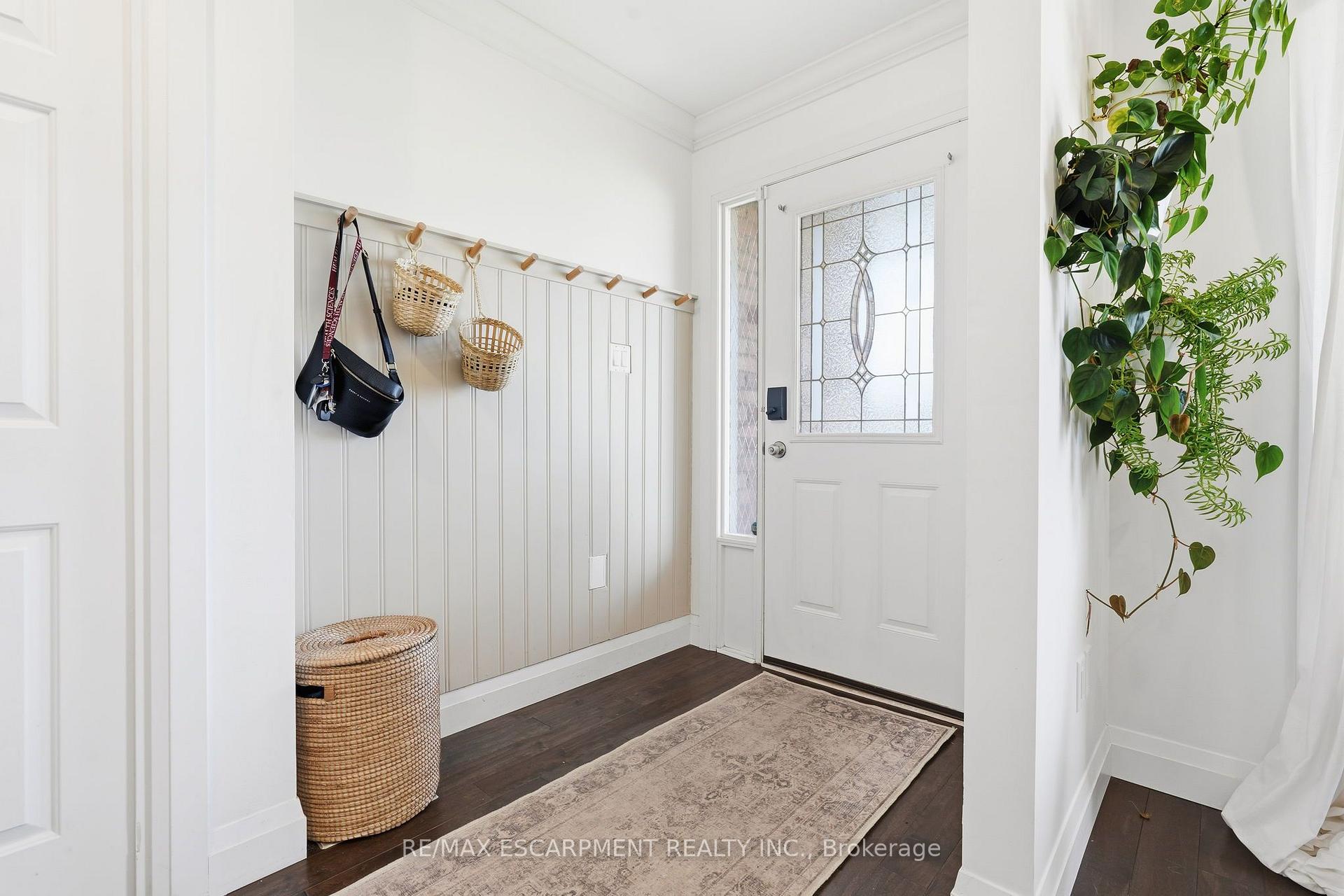 Photo 3 of 60 Glenayr Street, Hamilton, Gilkson — HOMEH