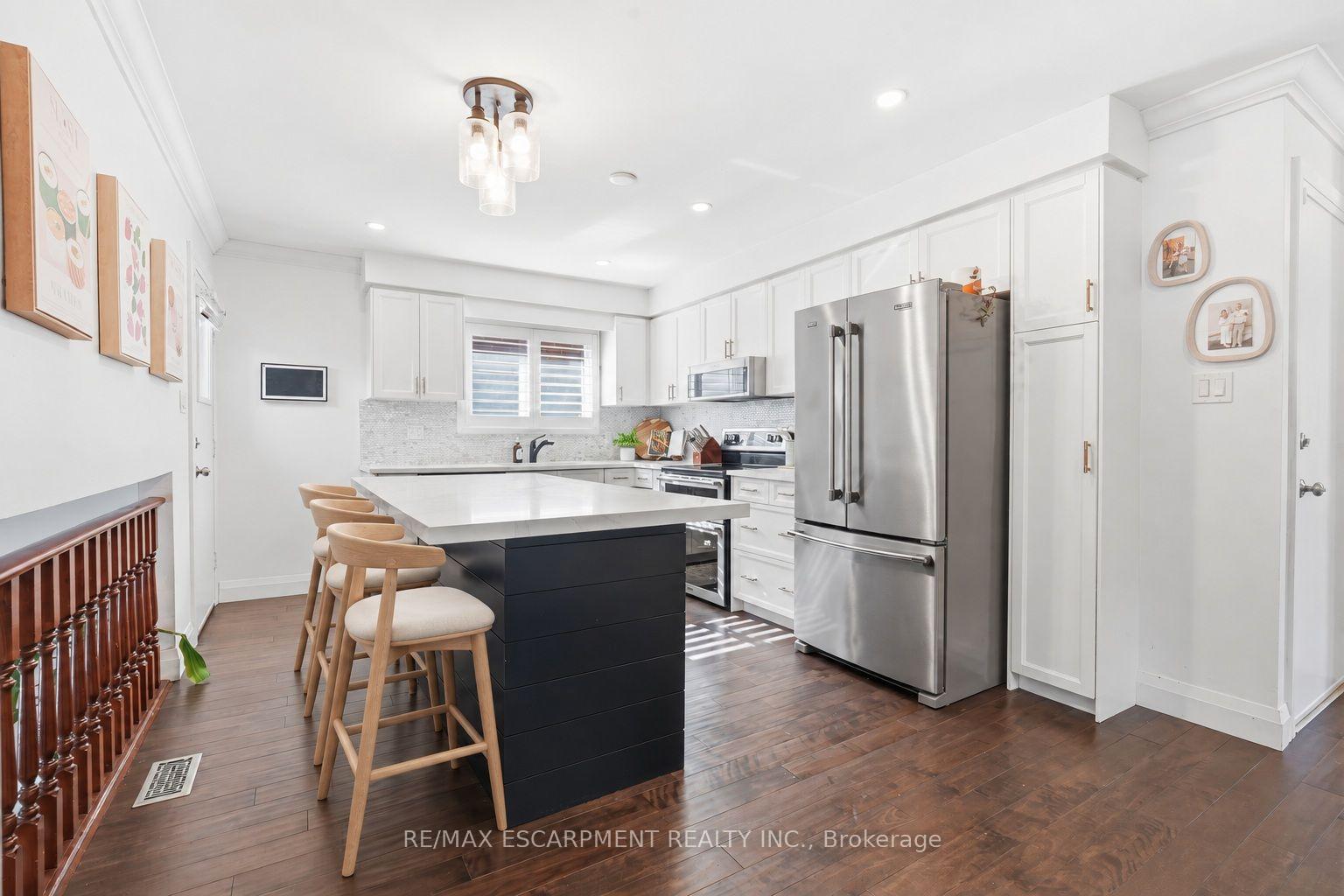 Photo 4 of 60 Glenayr Street, Hamilton, Gilkson — HOMEH