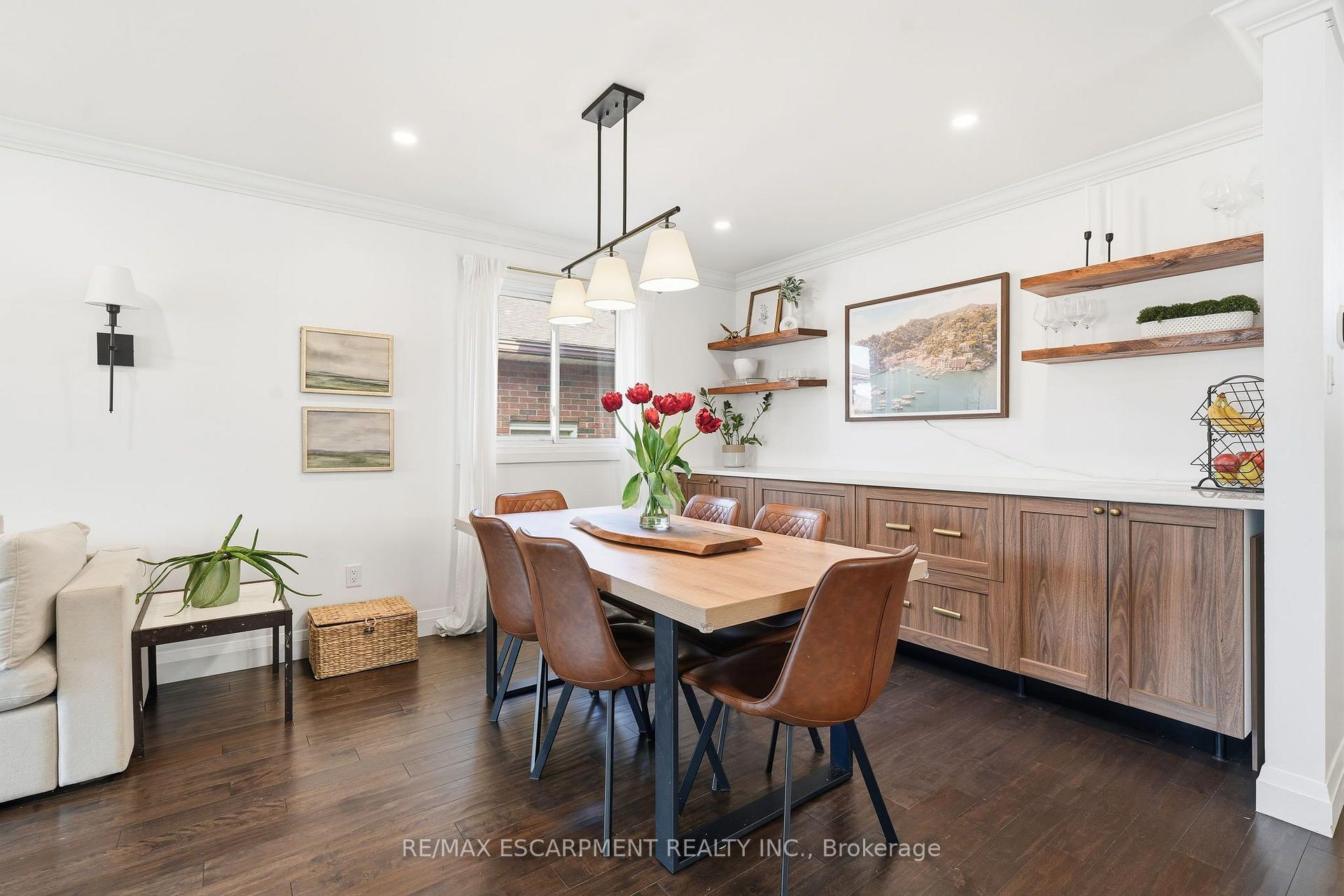 Photo 9 of 60 Glenayr Street, Hamilton, Gilkson — HOMEH