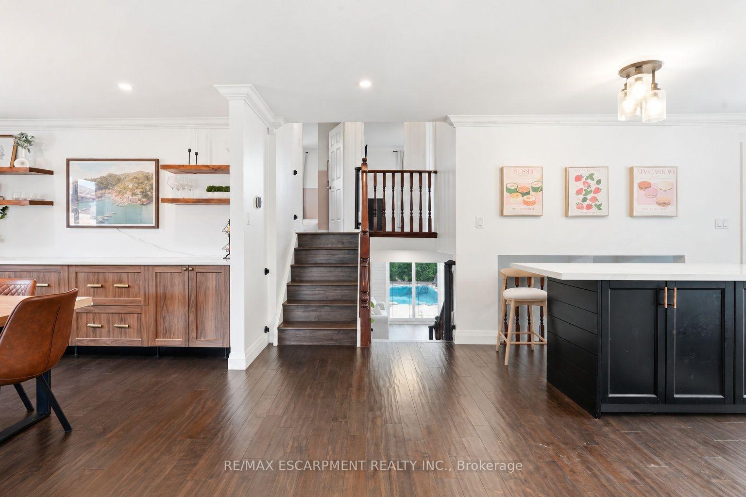 Photo 10 of 60 Glenayr Street, Hamilton, Gilkson — HOMEH