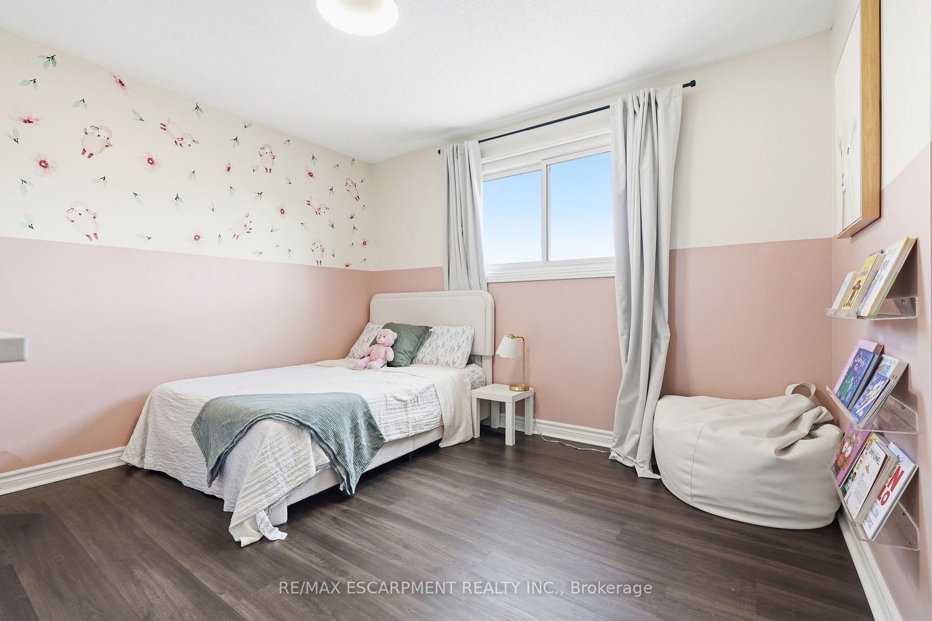 Photo 13 of 60 Glenayr Street, Hamilton, Gilkson — HOMEH