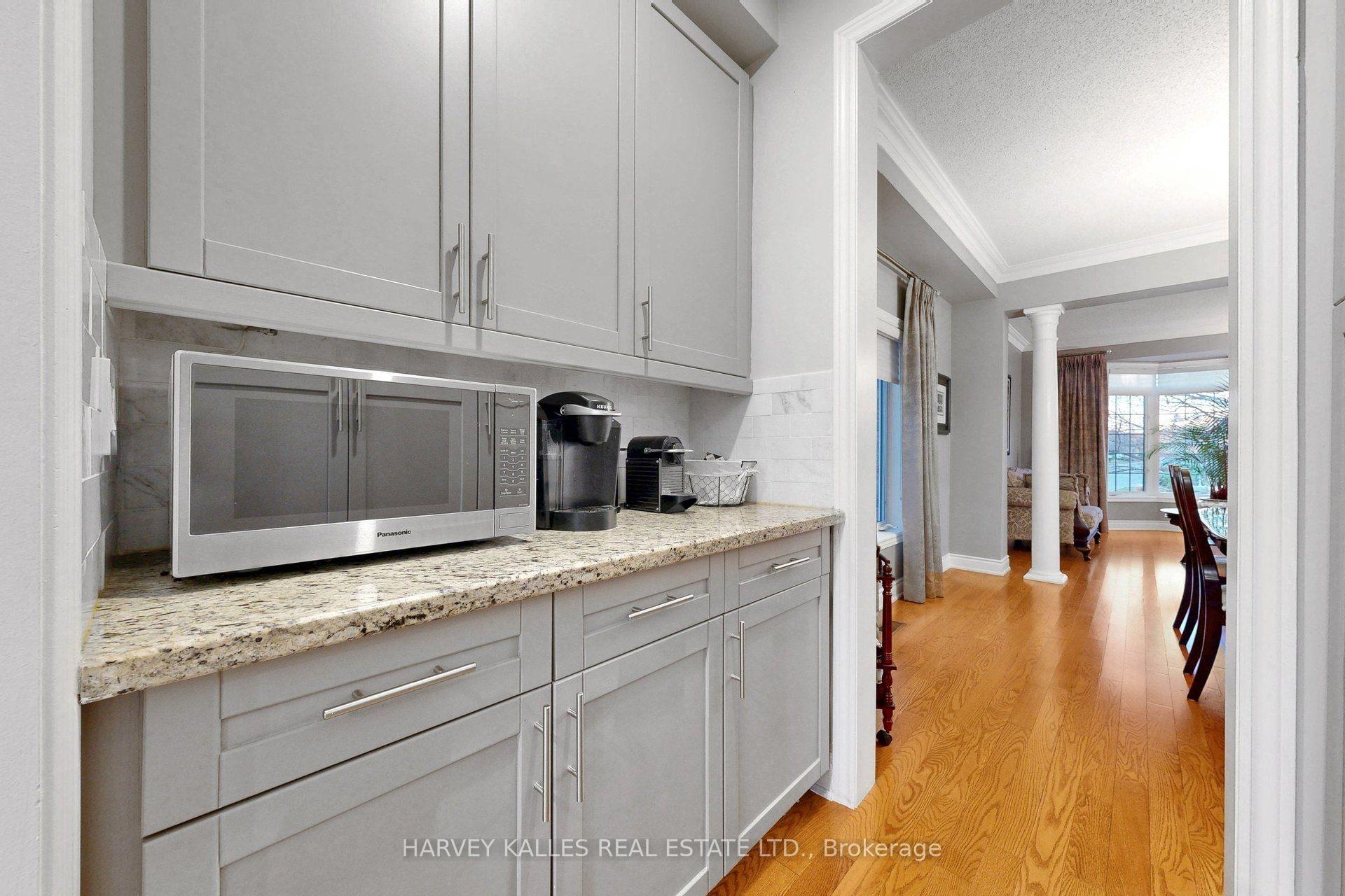 Photo 10 of 10 Concorde Drive, Brampton, Vales of Castlemore North — HOMEH