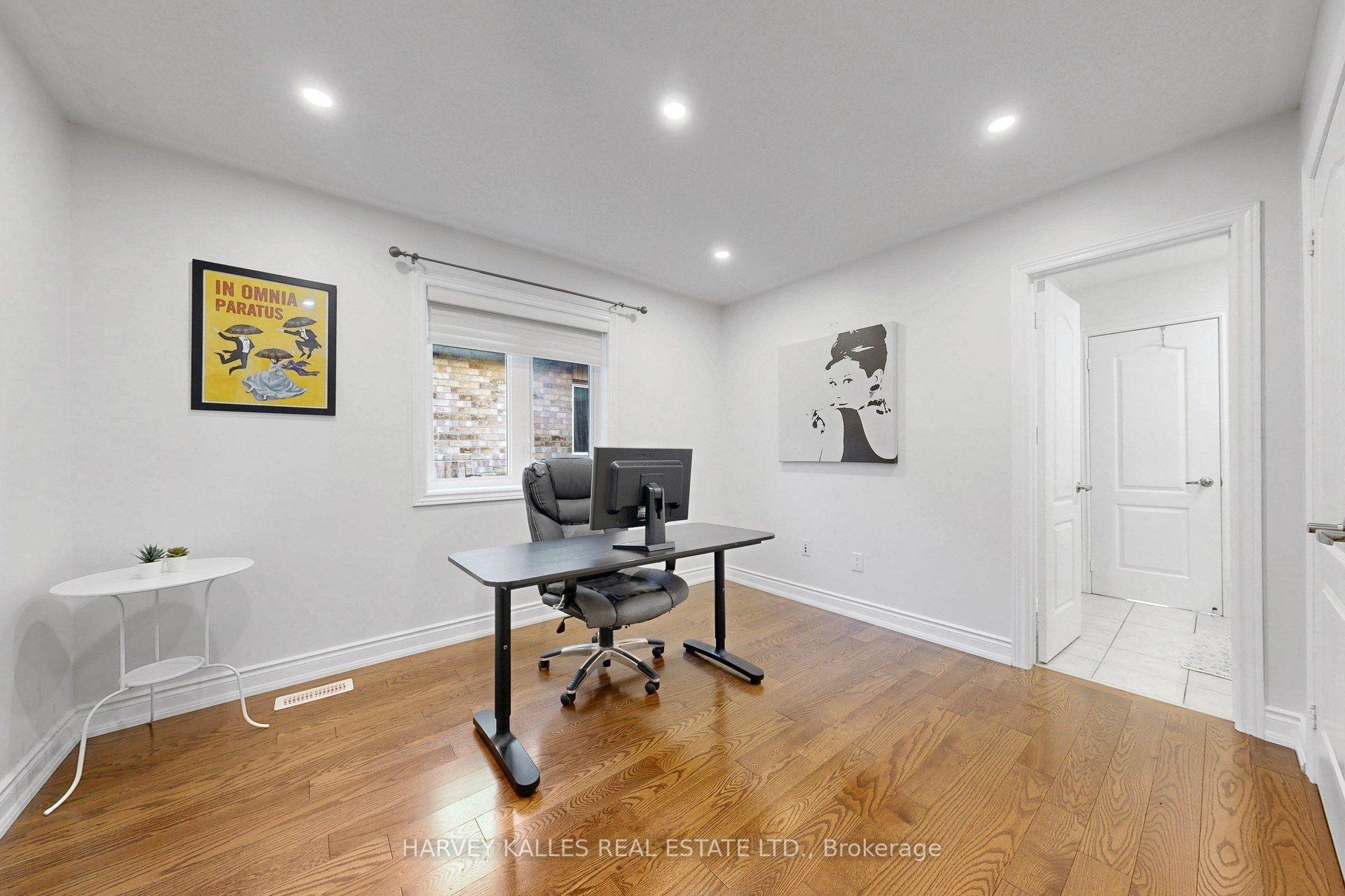 Photo 27 of 10 Concorde Drive, Brampton, Vales of Castlemore North — HOMEH
