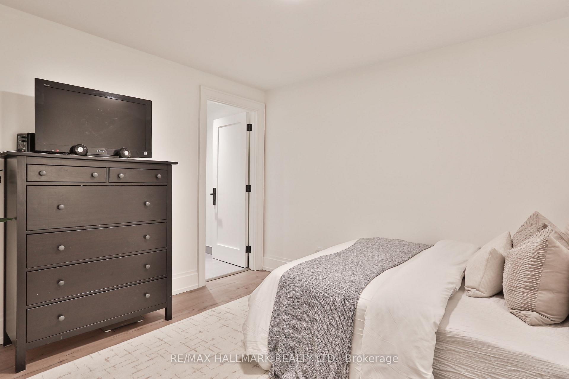 Photo 43 of 215 Ava Road, Toronto, Humewood-Cedarvale — HOMEH