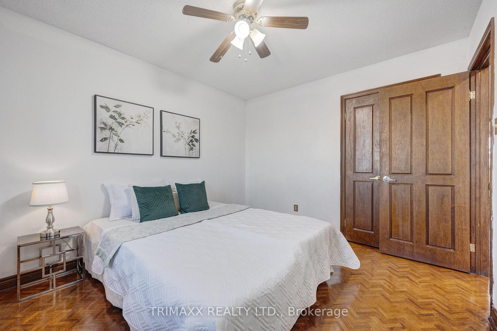 Photo 29 of 23 Oaklea Boulevard, Brampton, Fletcher's Creek South — HOMEH